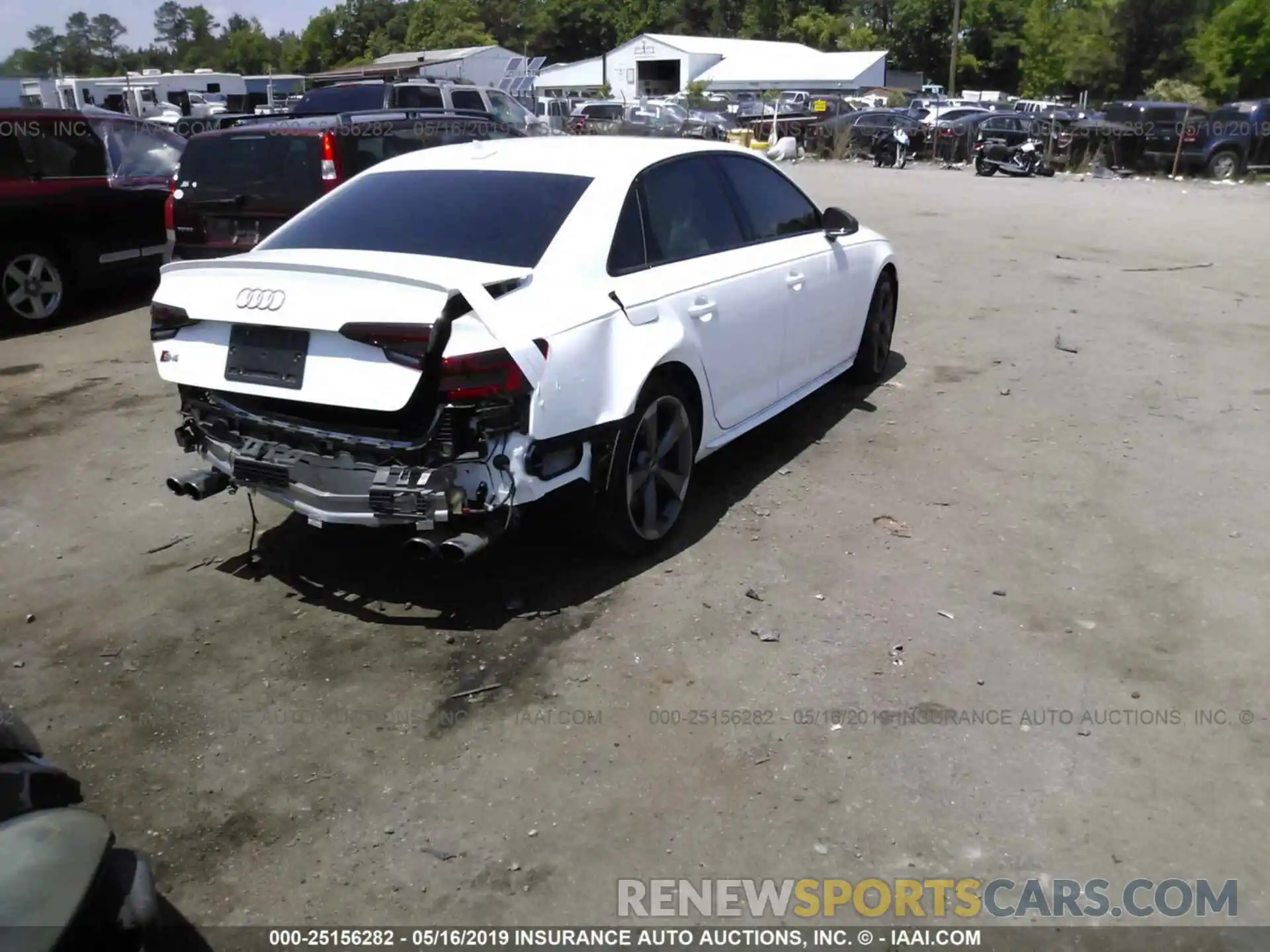 4 Photograph of a damaged car WAUB4AF48KA027874 AUDI S4 2019