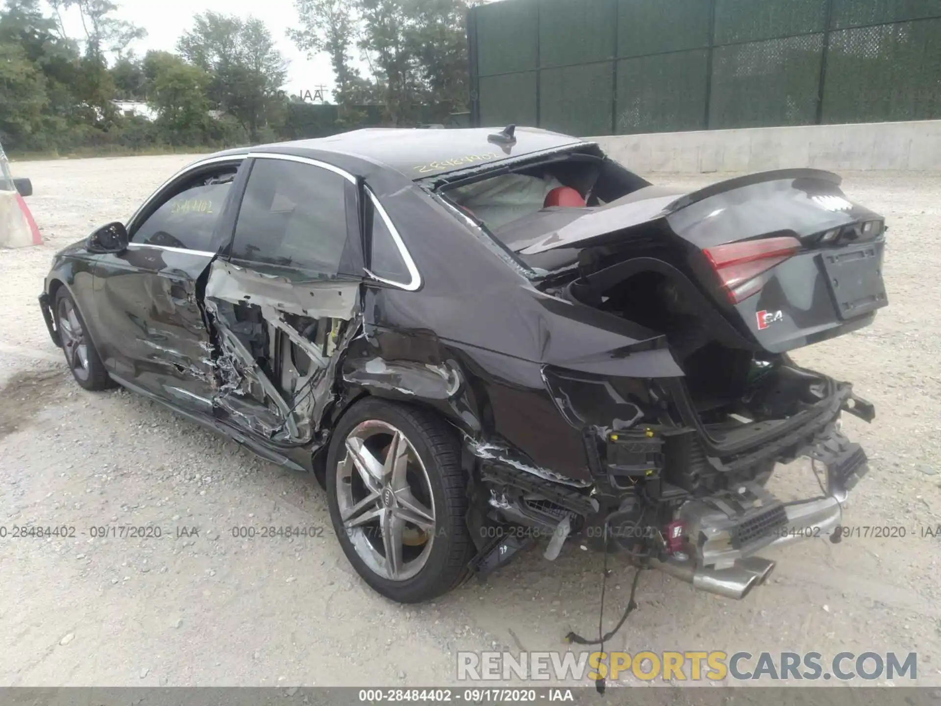 3 Photograph of a damaged car WAUB4AF4XKA115244 AUDI S4 2019