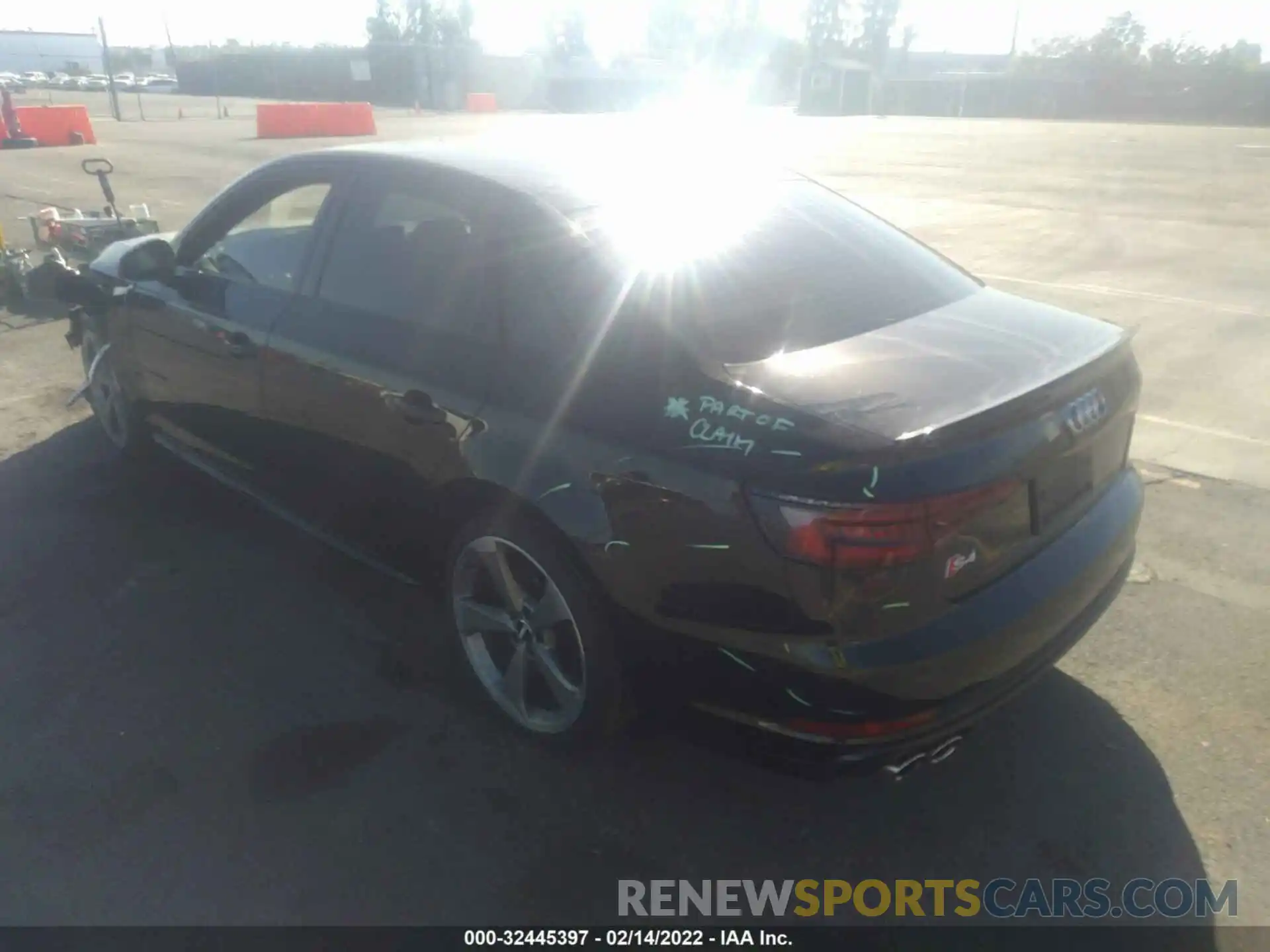 3 Photograph of a damaged car WAUC4AF41KA008460 AUDI S4 2019