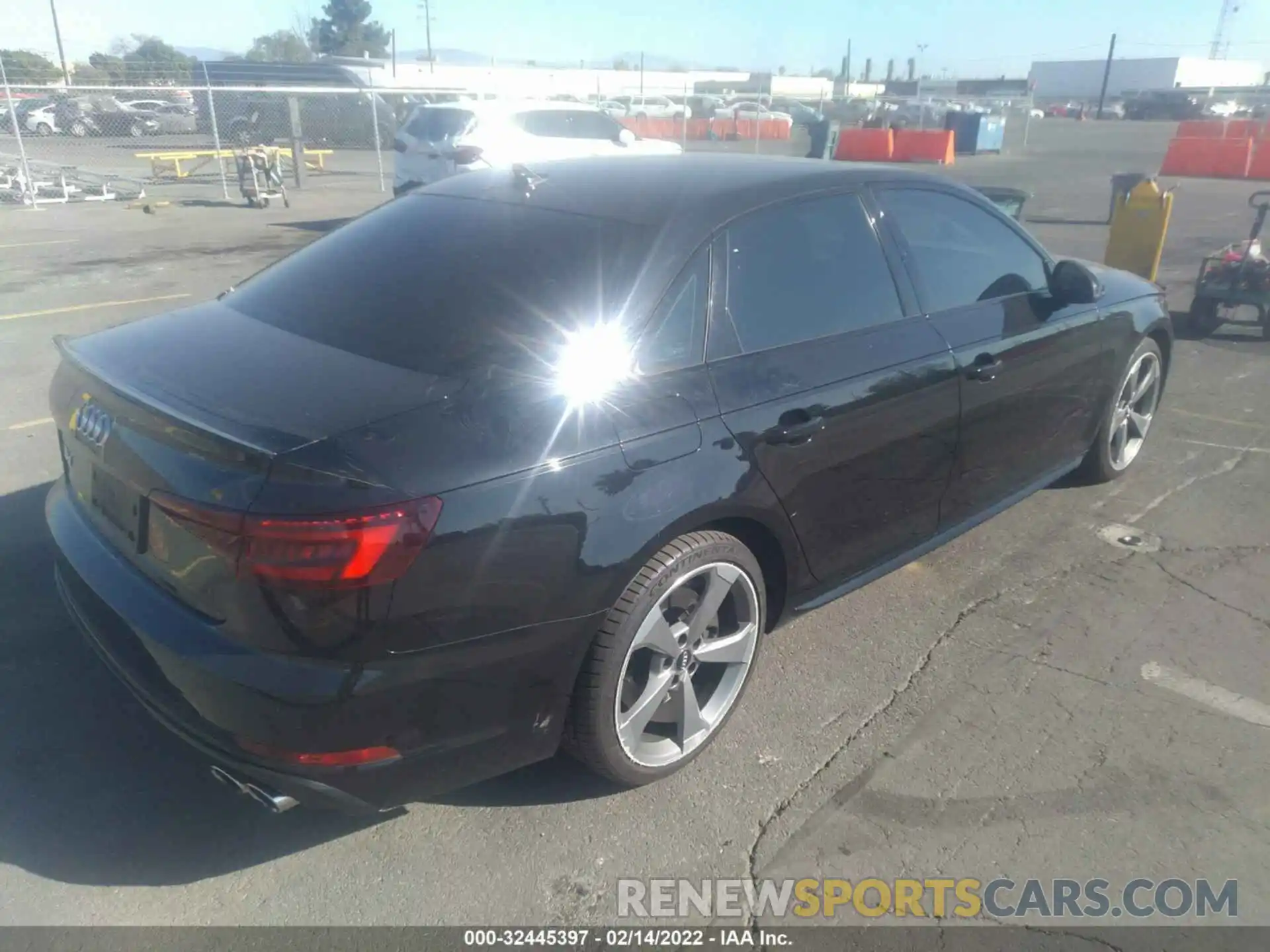 4 Photograph of a damaged car WAUC4AF41KA008460 AUDI S4 2019