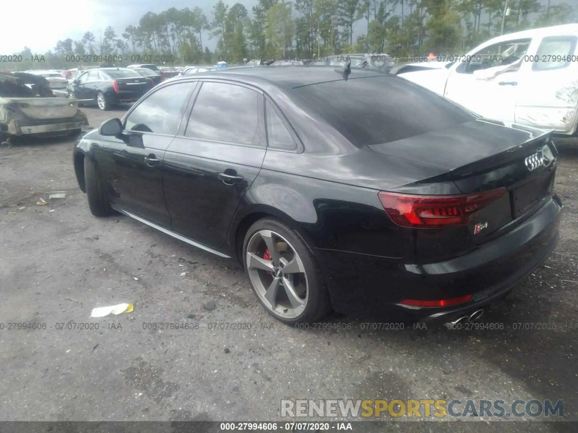 3 Photograph of a damaged car WAUC4AF44KA003818 AUDI S4 2019