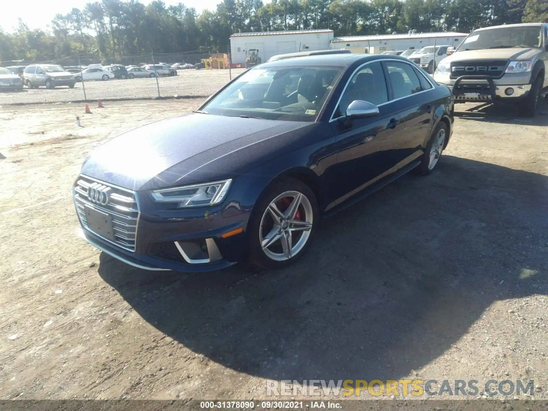 2 Фотография поврежденного автомобиля WAUC4AF44KA005990 AUDI S4 2019