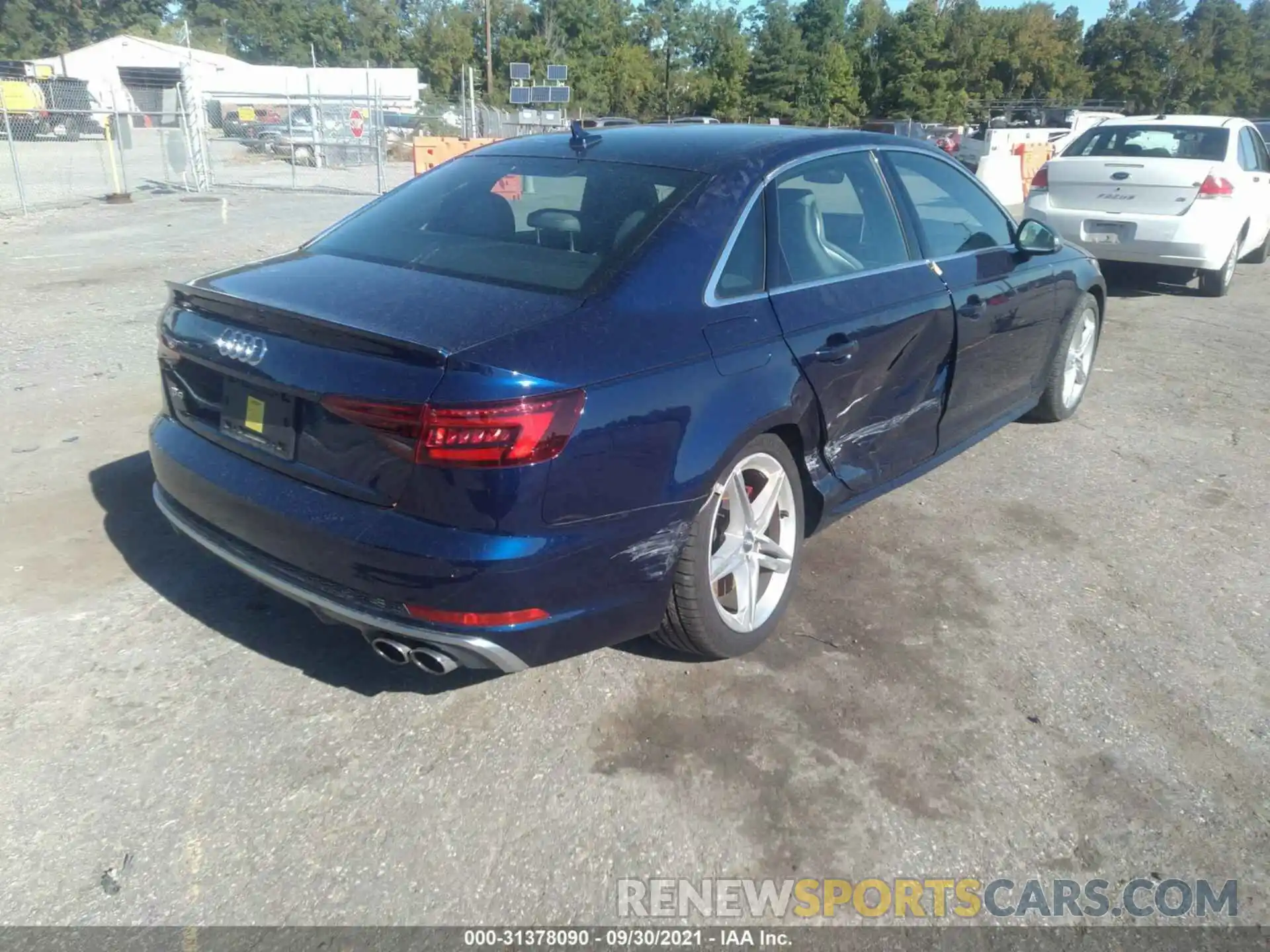 4 Photograph of a damaged car WAUC4AF44KA005990 AUDI S4 2019