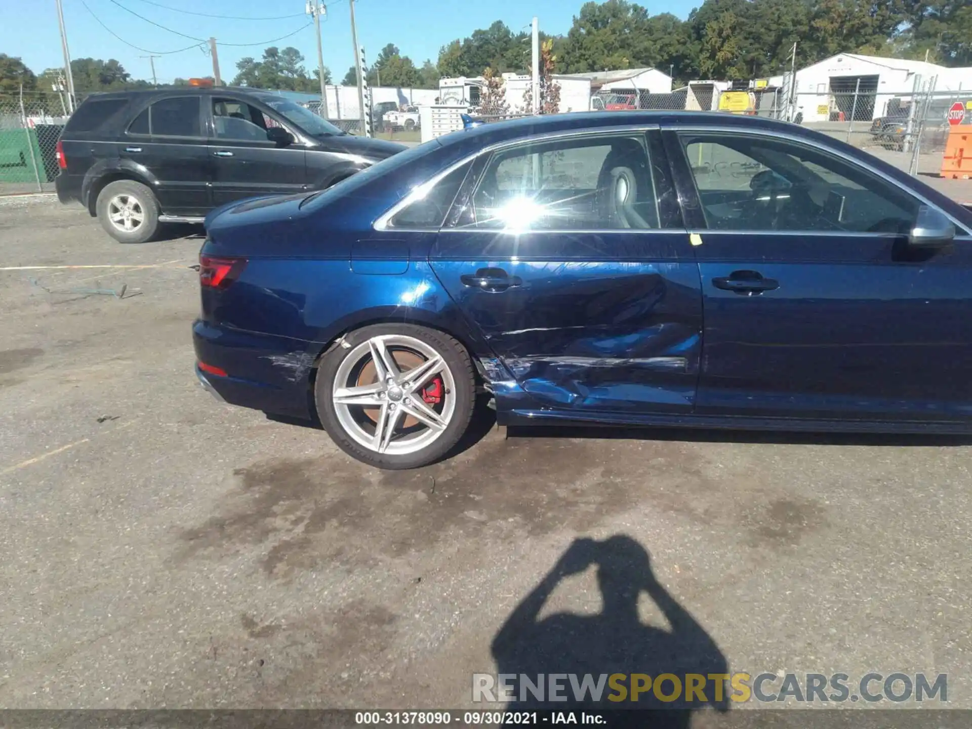 6 Photograph of a damaged car WAUC4AF44KA005990 AUDI S4 2019