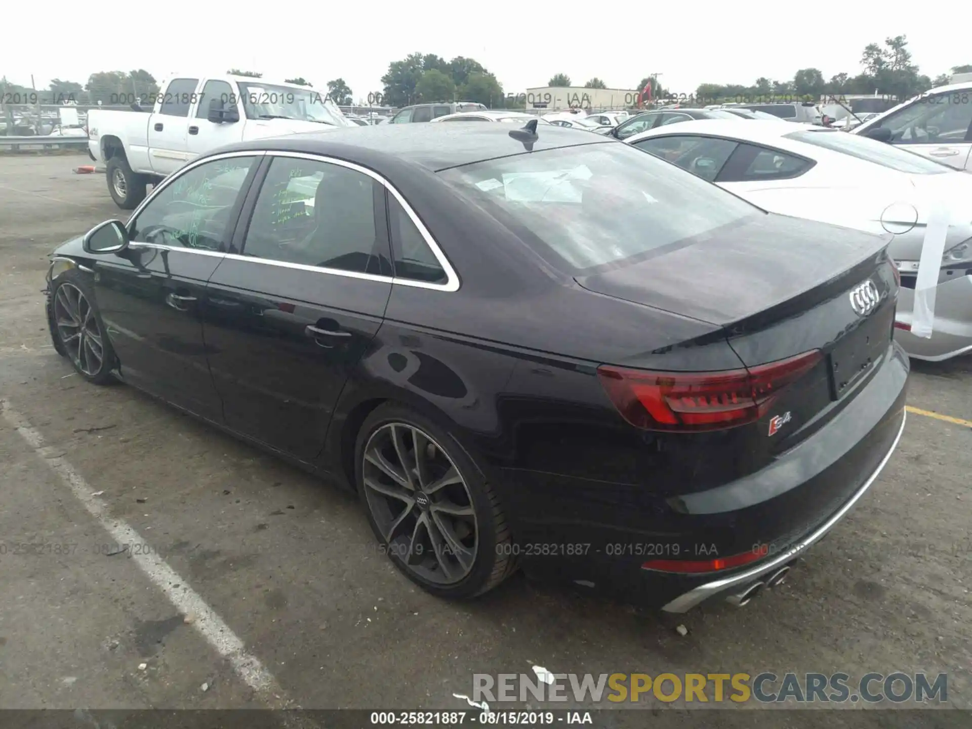 3 Photograph of a damaged car WAUC4AF4XKA006464 AUDI S4 2019