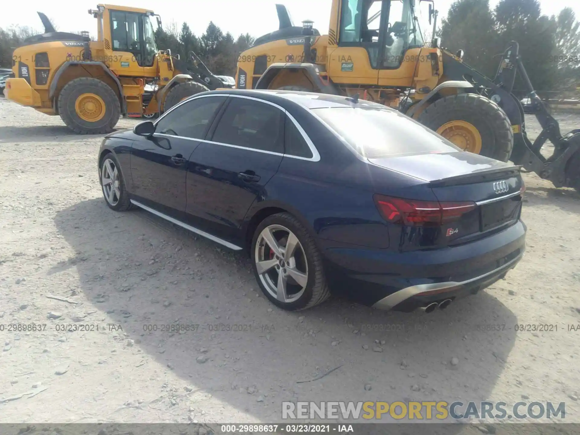 3 Фотография поврежденного автомобиля WAUB4AF44LA022558 AUDI S4 2020