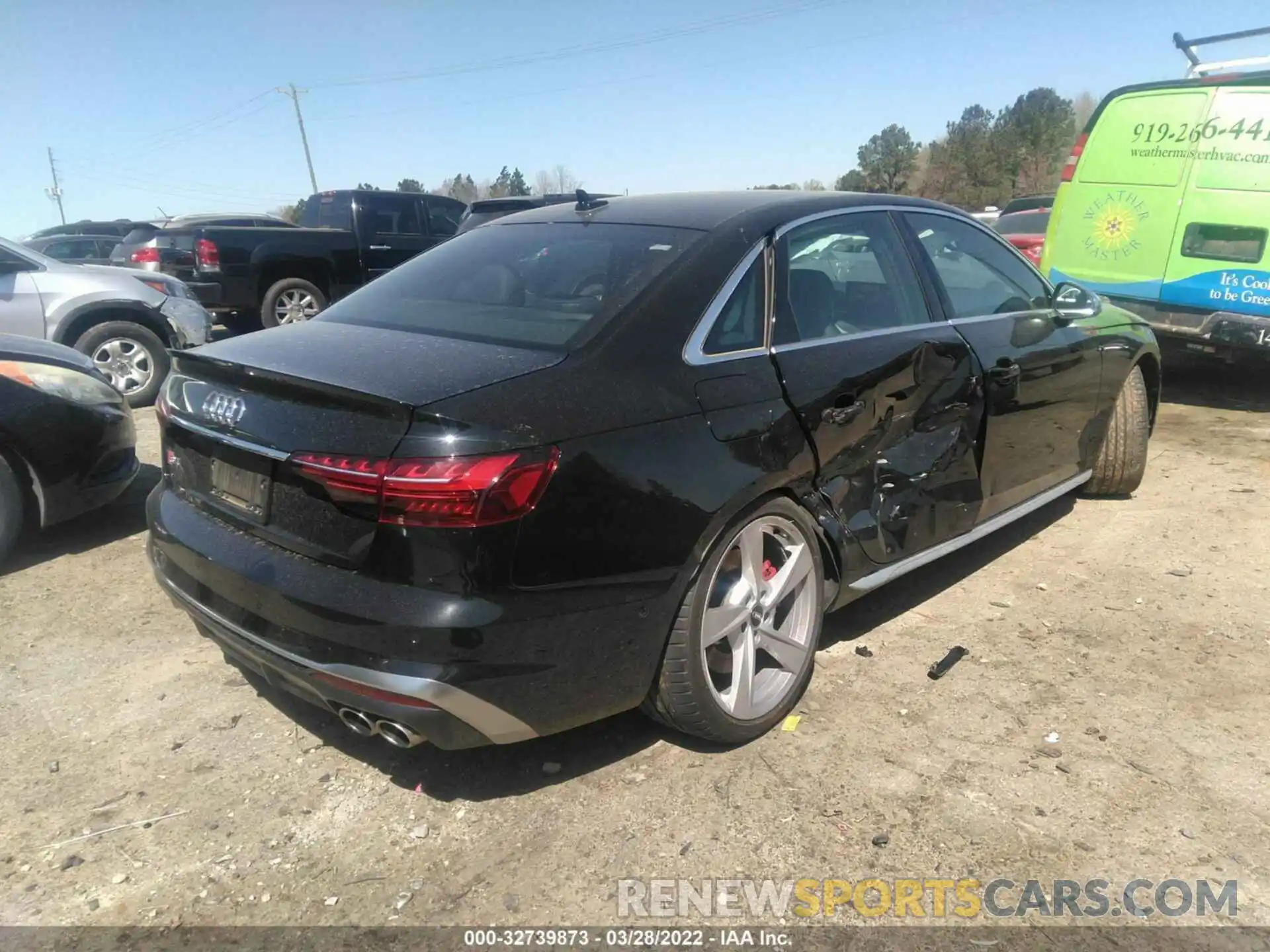 4 Photograph of a damaged car WAUC4AF48LA063618 AUDI S4 2020