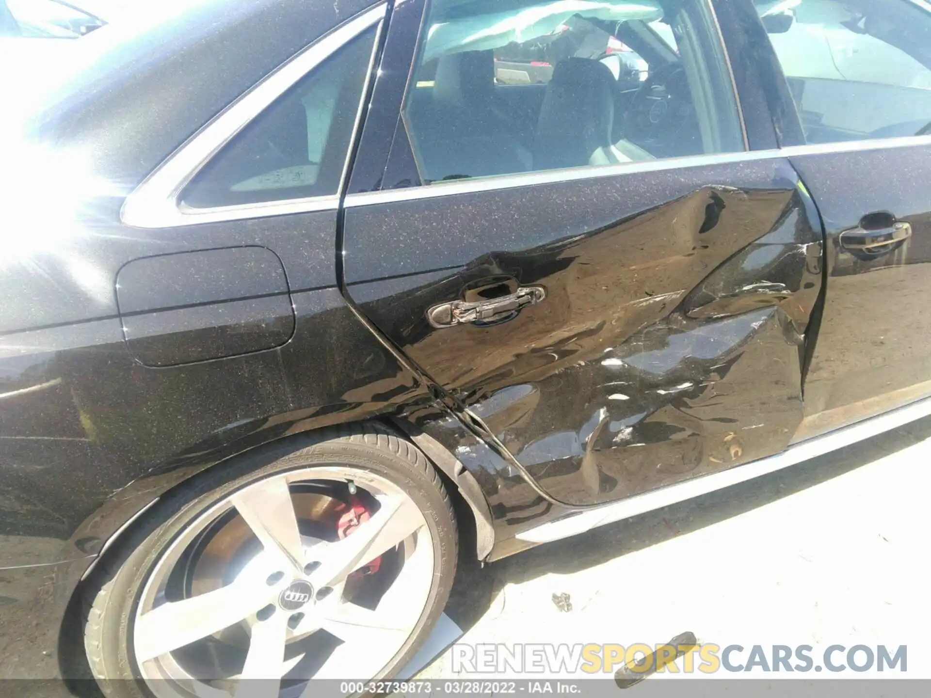 6 Photograph of a damaged car WAUC4AF48LA063618 AUDI S4 2020