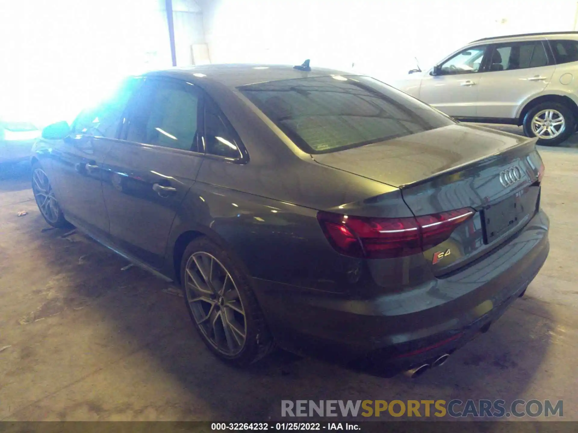 3 Фотография поврежденного автомобиля WAUB4AF41MA026388 AUDI S4 2021