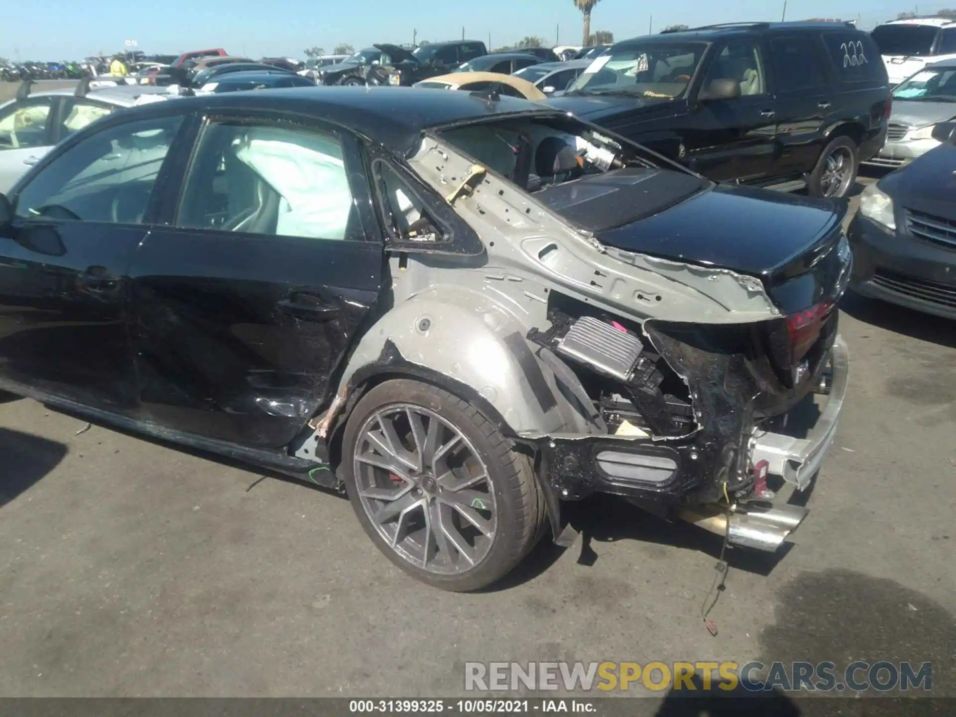 6 Photograph of a damaged car WAUB4AF46MA035099 AUDI S4 2021