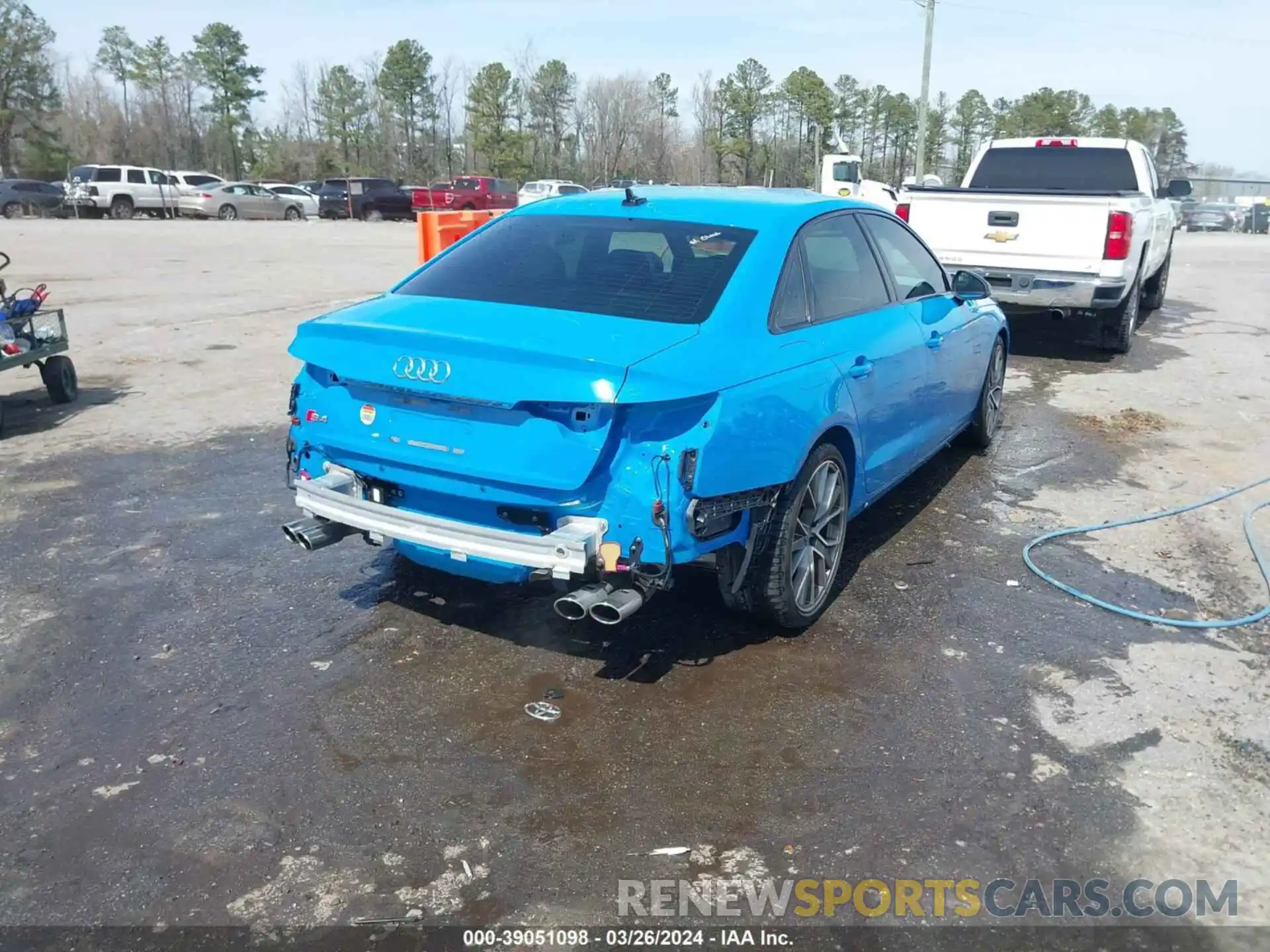 4 Photograph of a damaged car WAUB4AF49MA014408 AUDI S4 2021