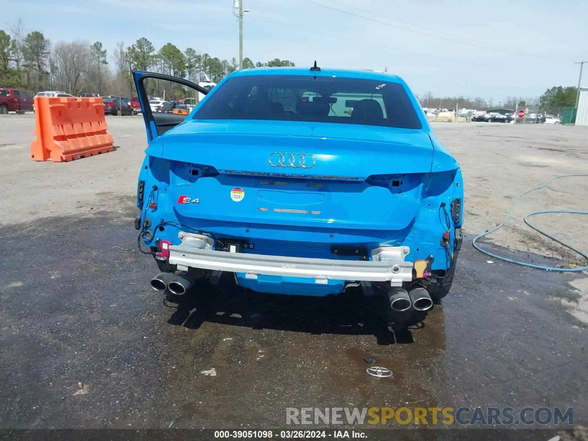 6 Photograph of a damaged car WAUB4AF49MA014408 AUDI S4 2021