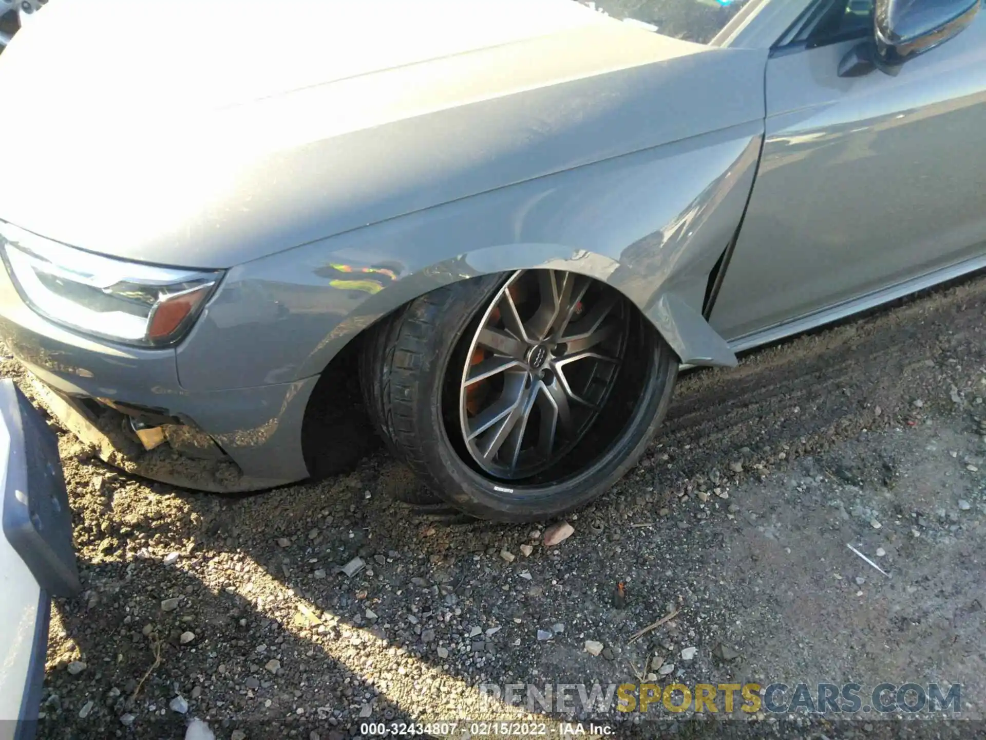 6 Photograph of a damaged car WAUB4AF4XMA021609 AUDI S4 2021