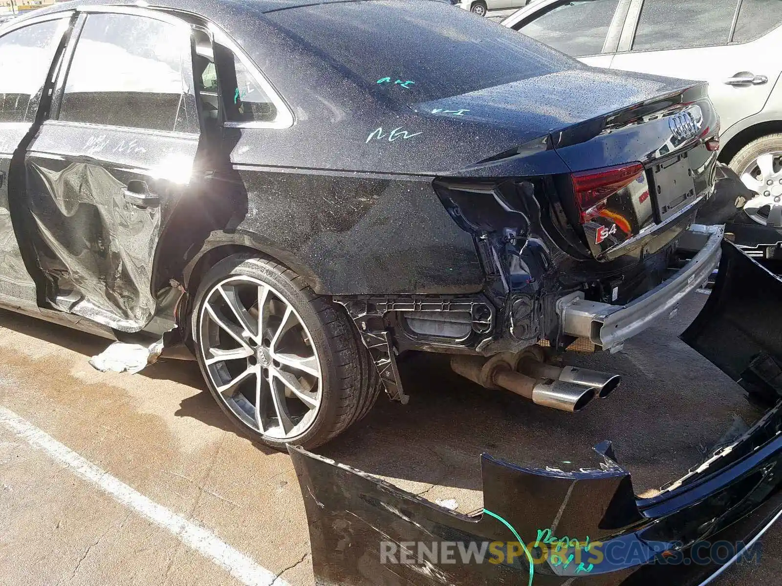 9 Photograph of a damaged car WAUA4AF40KA004701 AUDI S4/RS4 2019