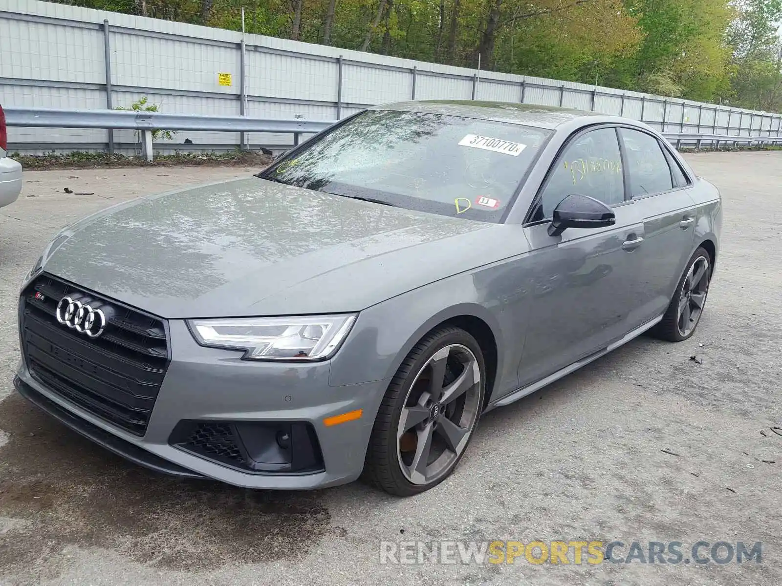 2 Photograph of a damaged car WAUB4AF42KA005790 AUDI S4/RS4 2019