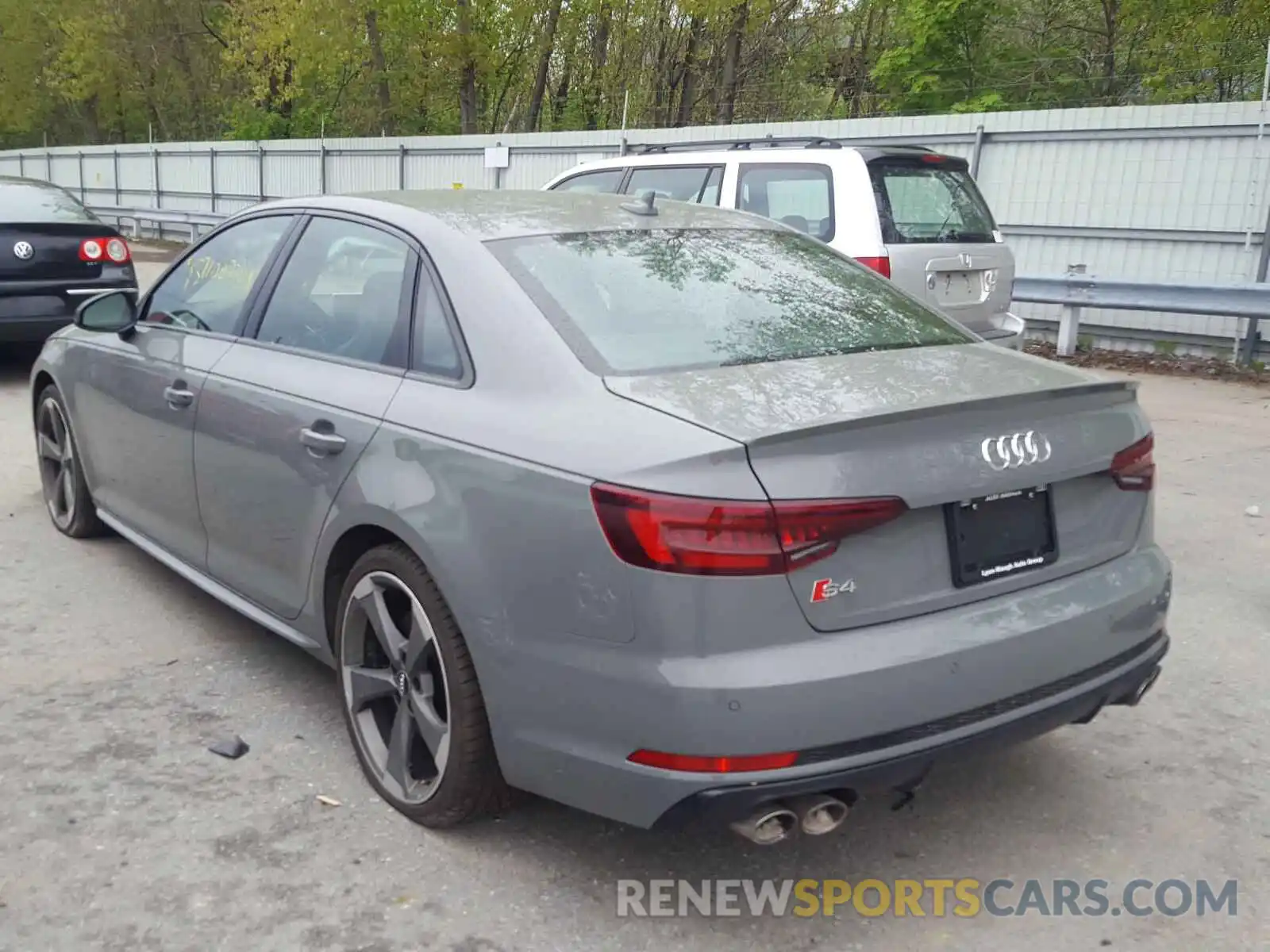 3 Photograph of a damaged car WAUB4AF42KA005790 AUDI S4/RS4 2019