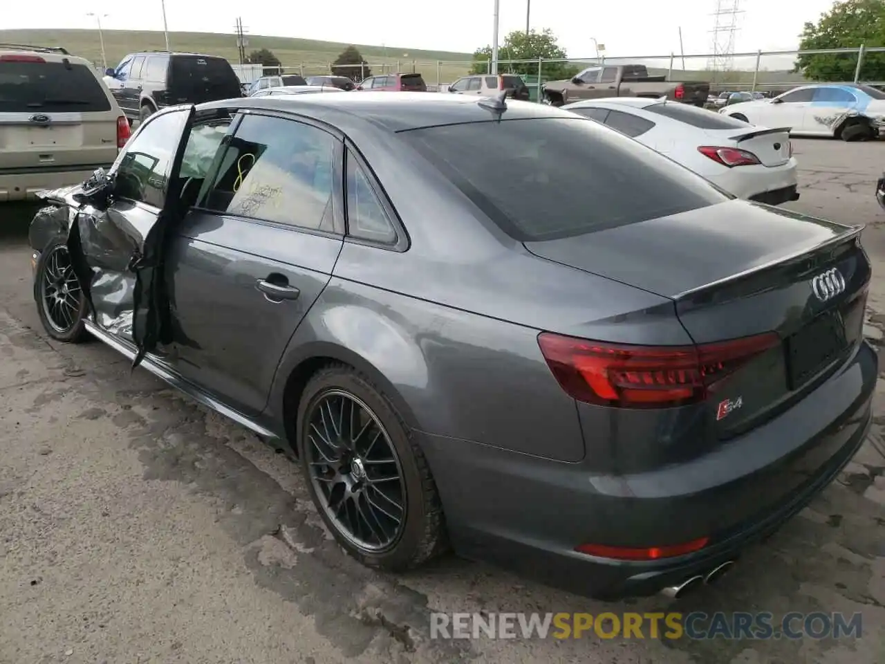 3 Photograph of a damaged car WAUB4AF42KA022900 AUDI S4/RS4 2019