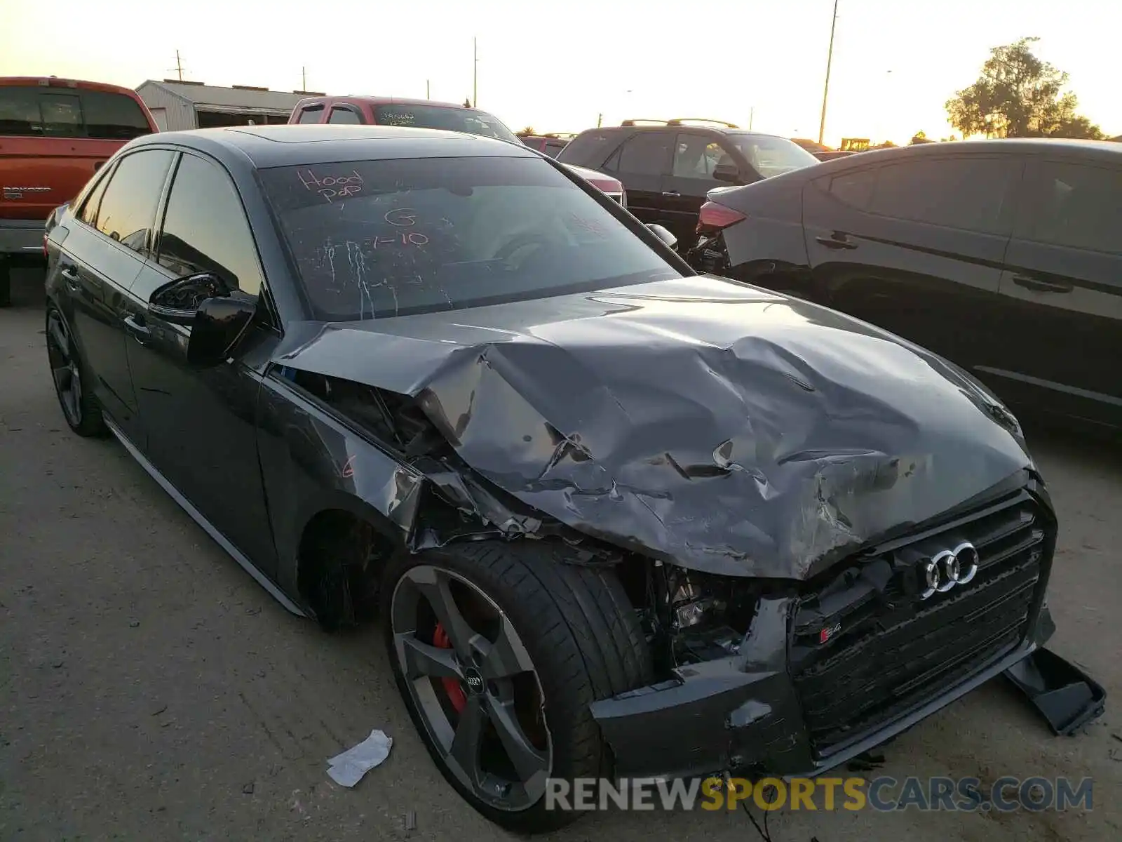 1 Photograph of a damaged car WAUB4AF45KA111943 AUDI S4/RS4 2019