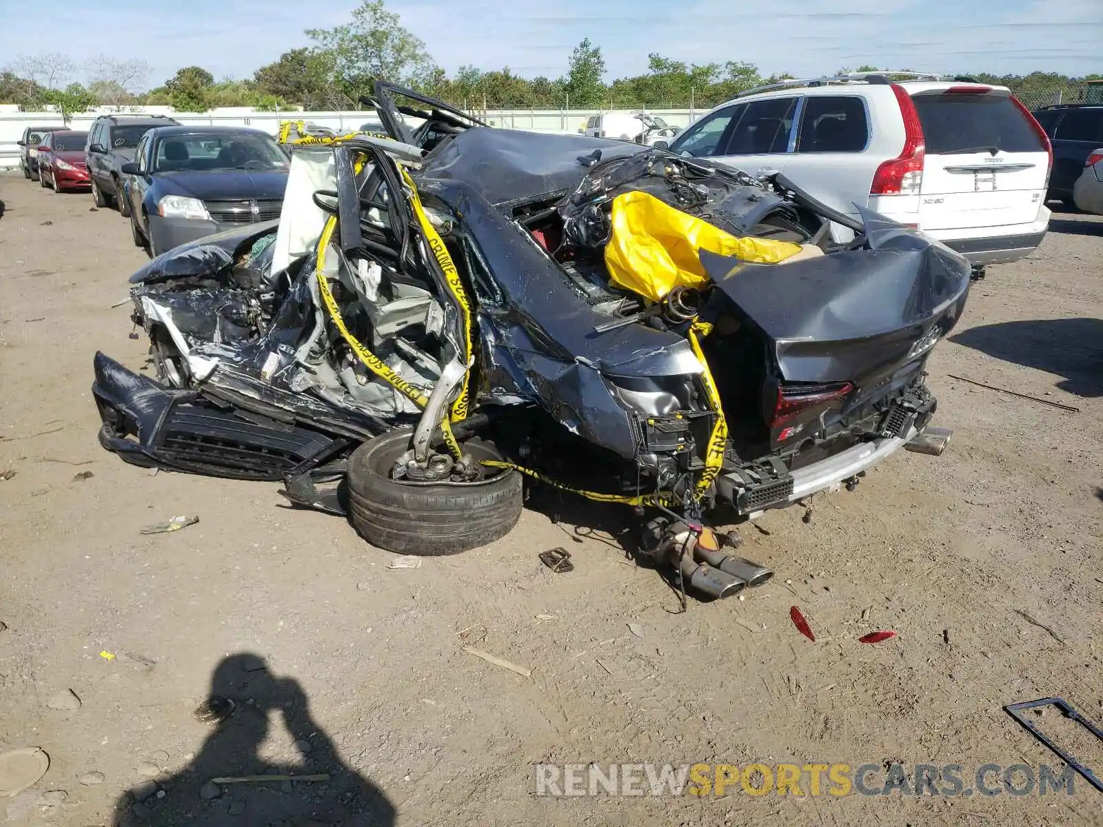 3 Photograph of a damaged car WAUB4AF47KA001329 AUDI S4/RS4 2019