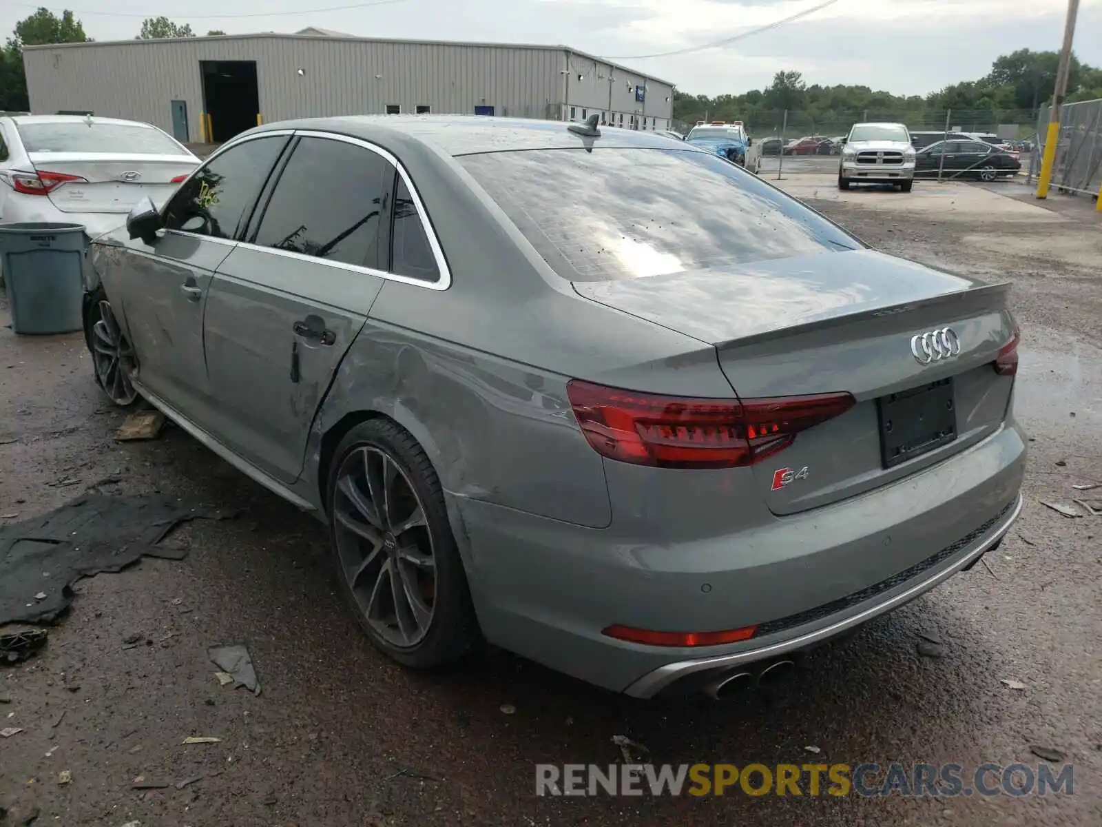 3 Photograph of a damaged car WAUB4AF47KA003758 AUDI S4/RS4 2019