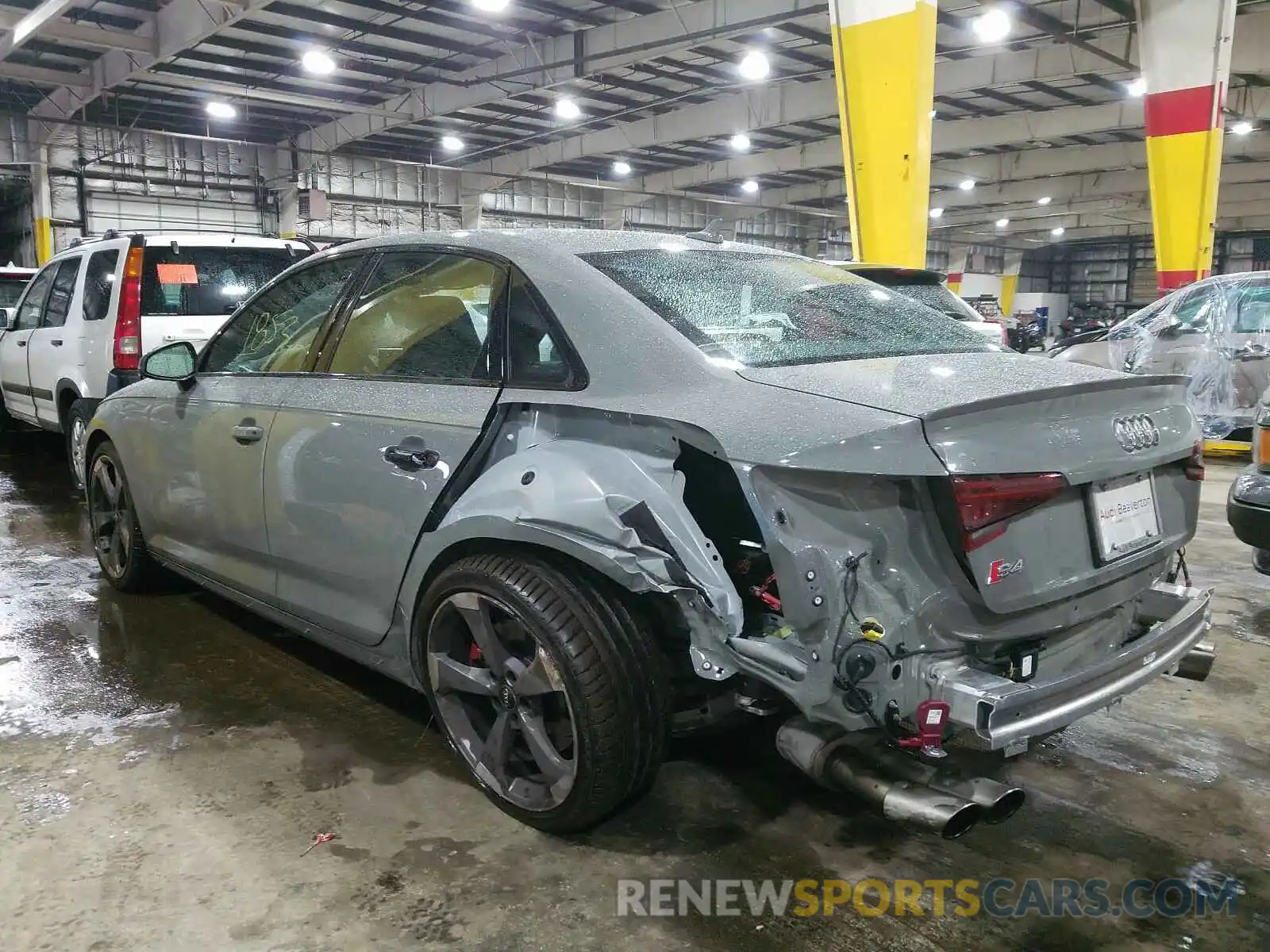 3 Photograph of a damaged car WAUB4AF47KA112284 AUDI S4/RS4 2019