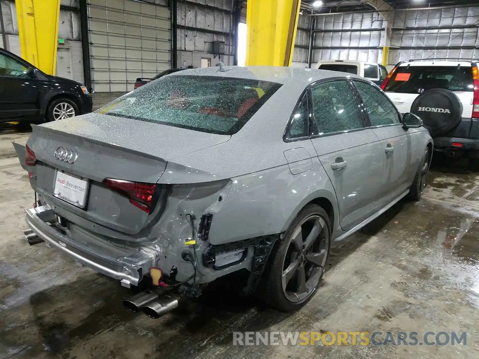 4 Photograph of a damaged car WAUB4AF47KA112284 AUDI S4/RS4 2019