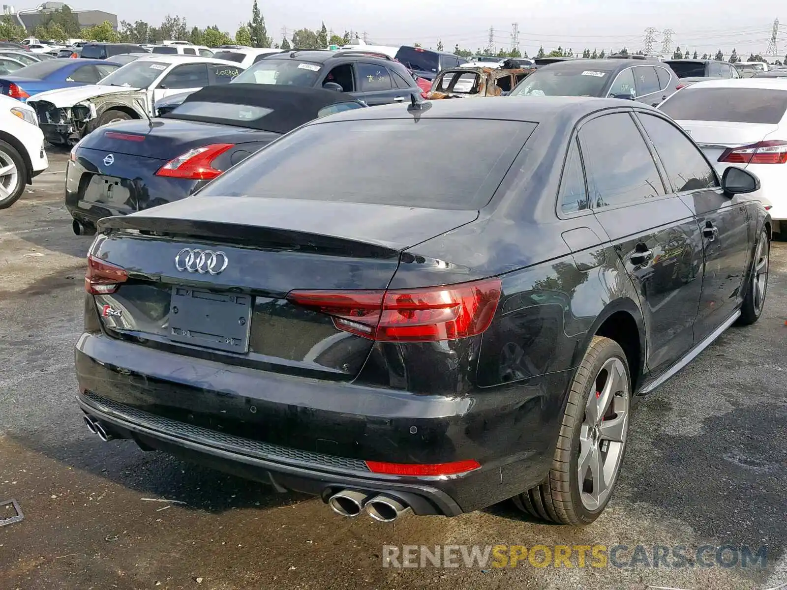 4 Photograph of a damaged car WAUB4AF48KA001937 AUDI S4/RS4 2019