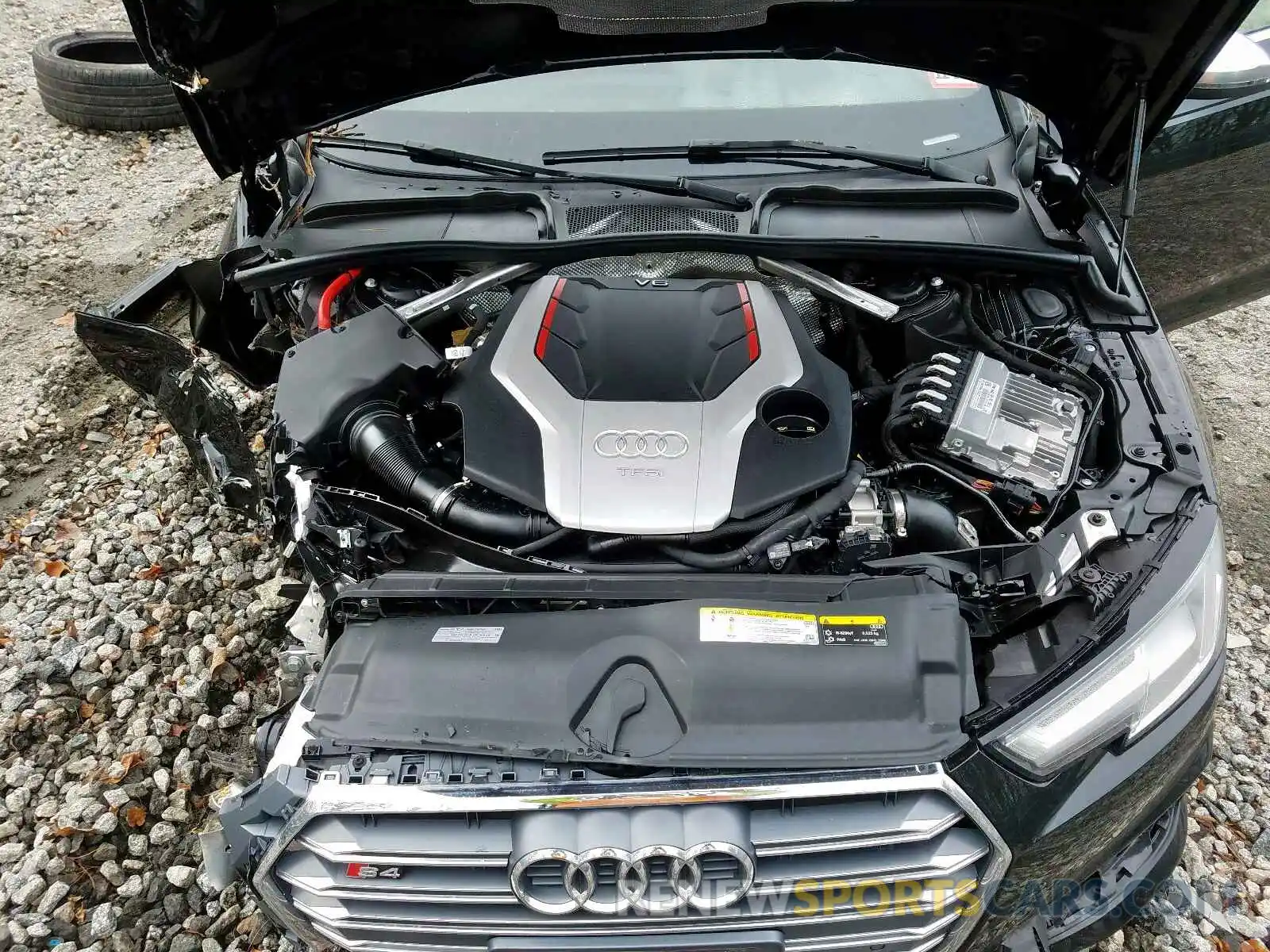 7 Photograph of a damaged car WAUB4AF4XKA097604 AUDI S4/RS4 2019