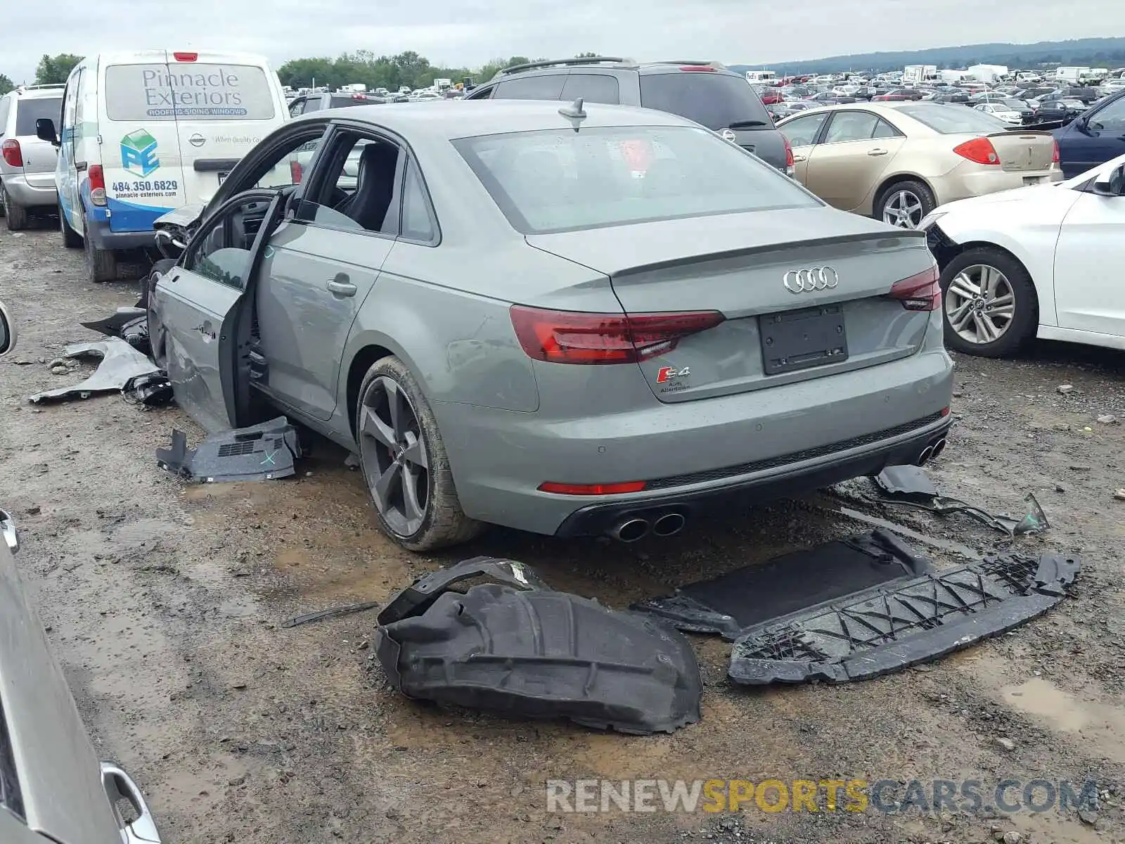 3 Фотография поврежденного автомобиля WAUB4AF4XKA108262 AUDI S4/RS4 2019