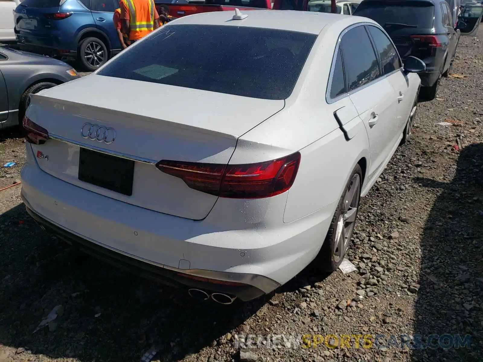 4 Photograph of a damaged car WAUB4AF45LA028062 AUDI S4/RS4 2020