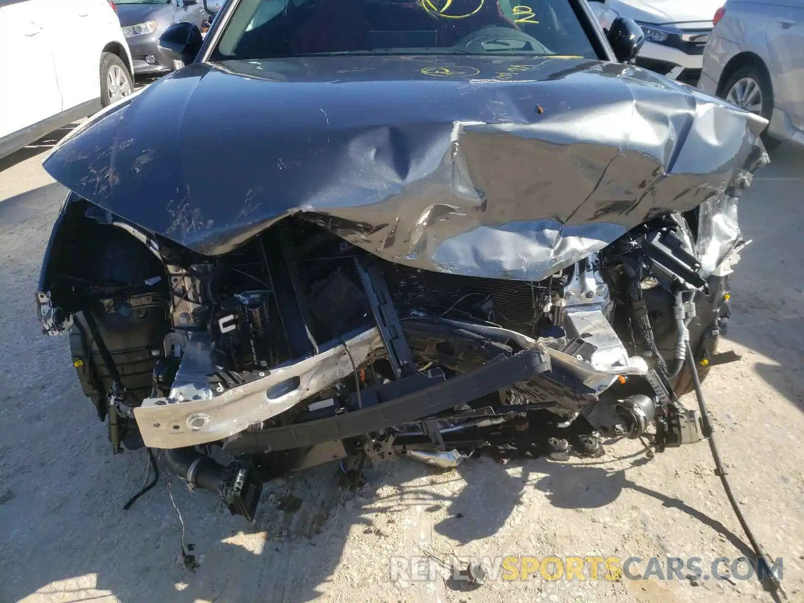9 Photograph of a damaged car WAUC4AF49LA069962 AUDI S4/RS4 2020