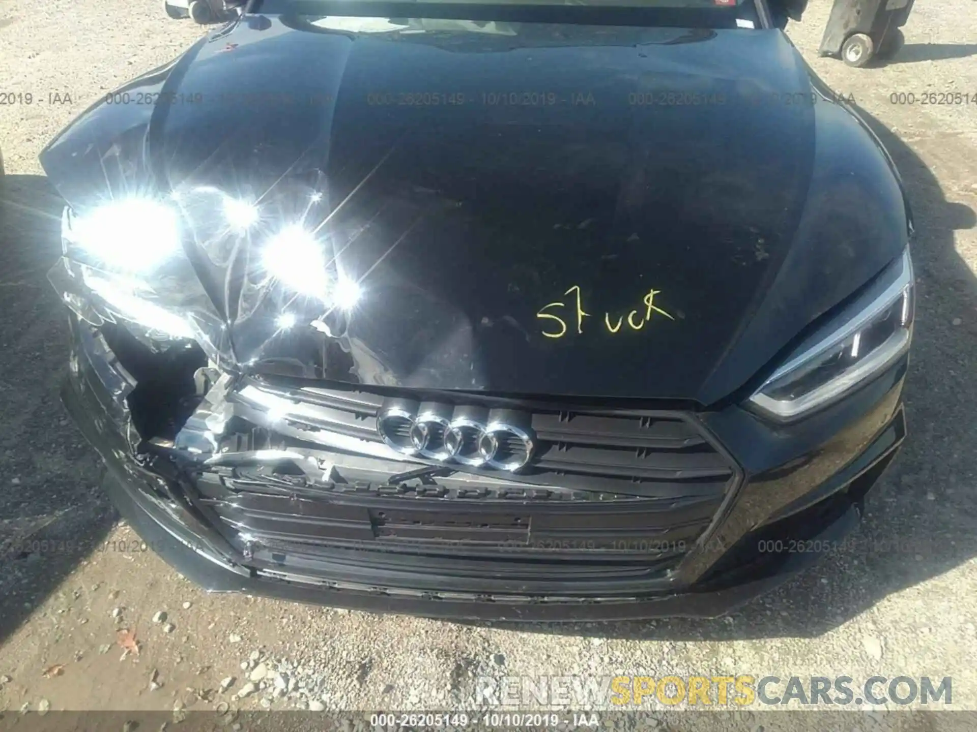 10 Фотография поврежденного автомобиля WAUP4AF50KA010520 AUDI S5 2019