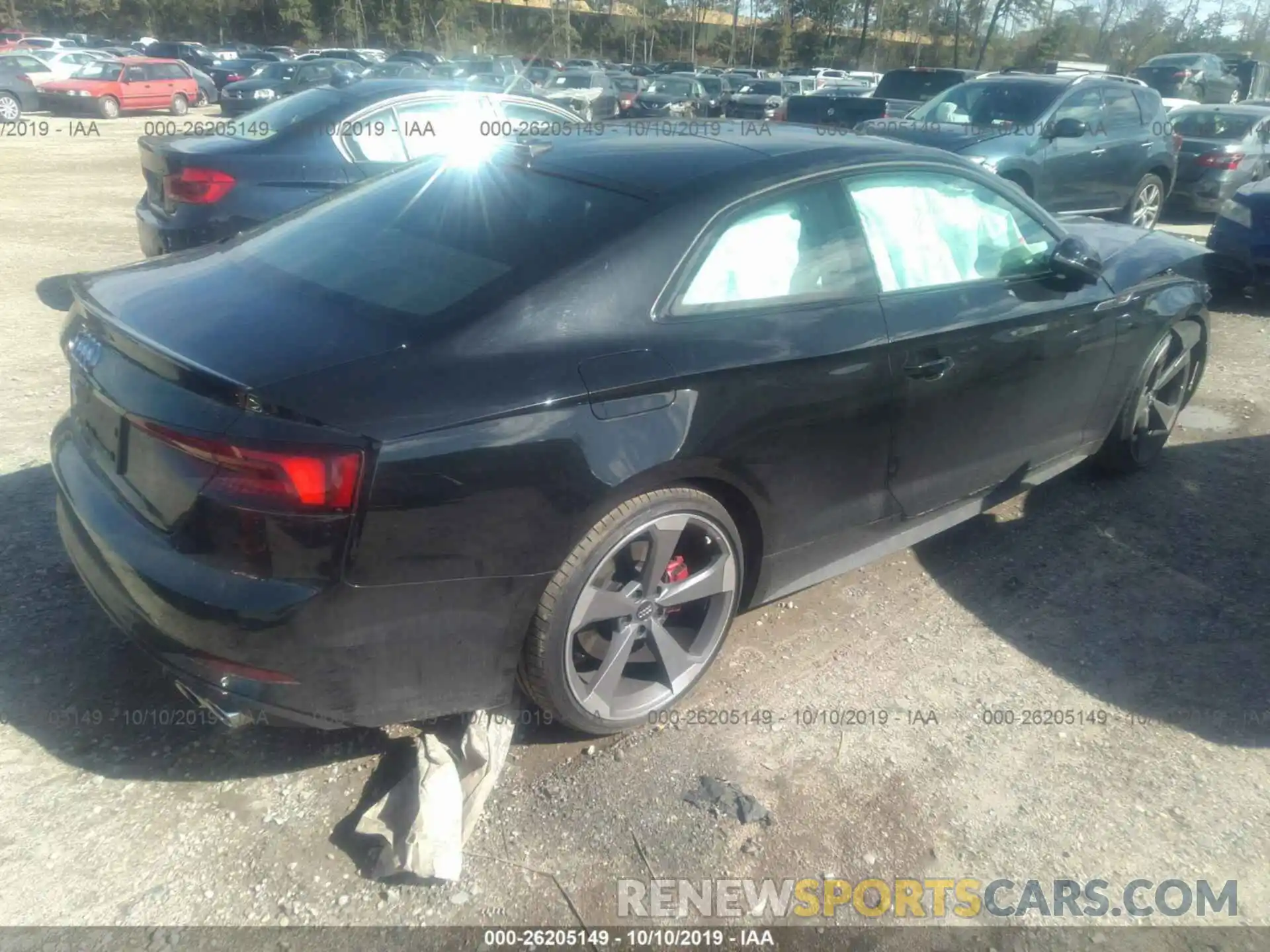 4 Photograph of a damaged car WAUP4AF50KA010520 AUDI S5 2019