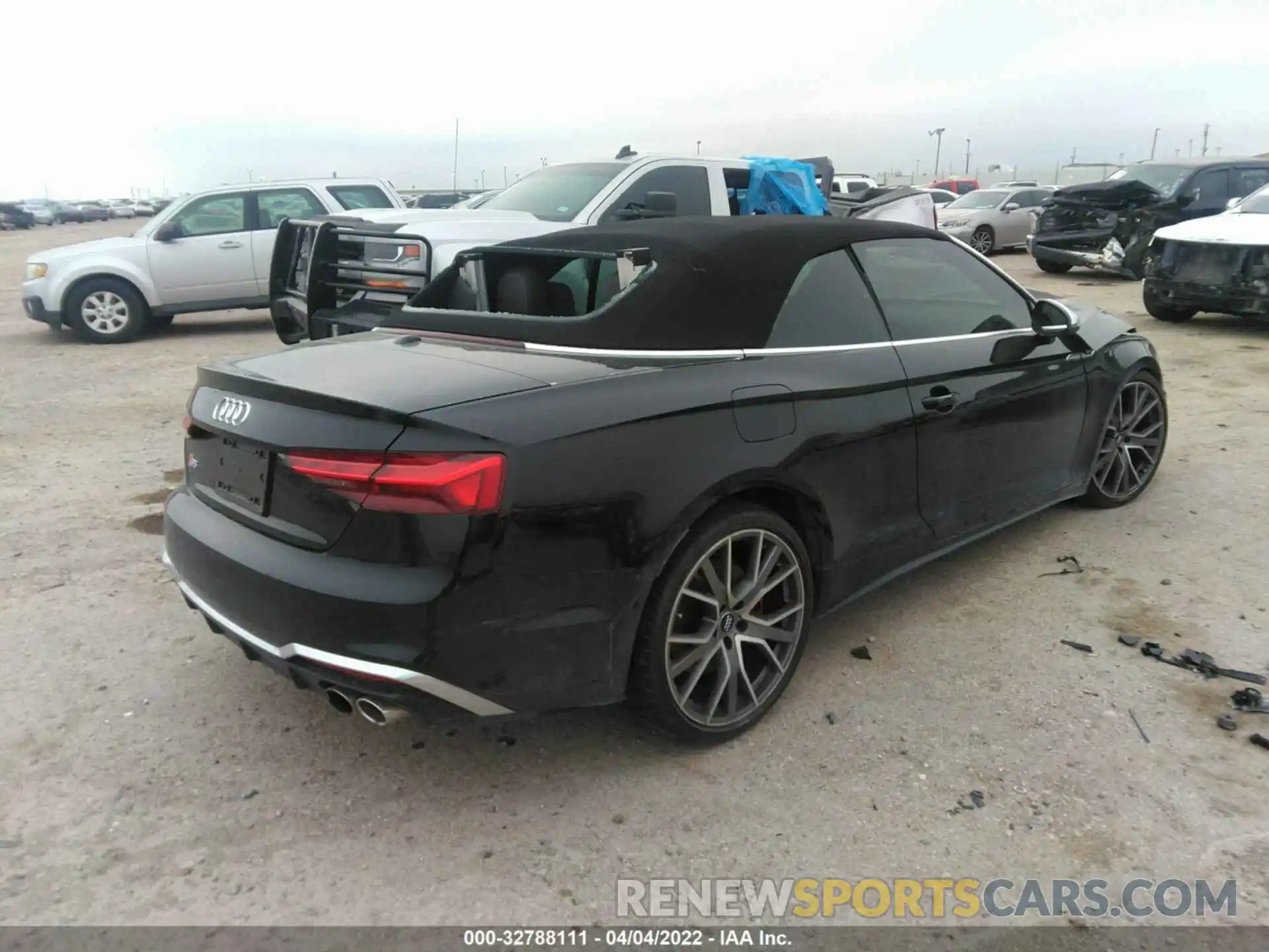 4 Фотография поврежденного автомобиля WAUY4GF50MN001240 AUDI S5 CABRIOLET 2021