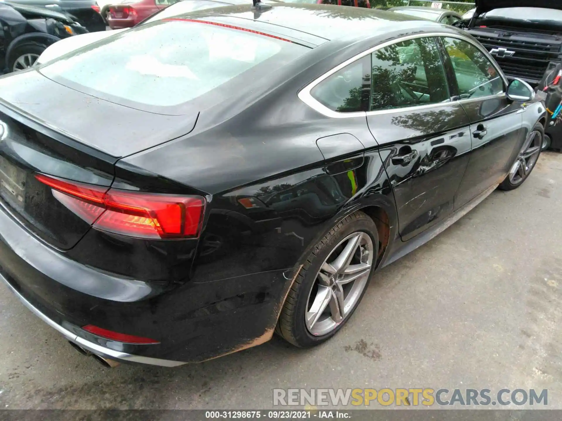 6 Photograph of a damaged car WAUA4CF59KA057563 AUDI S5 SPORTBACK 2019