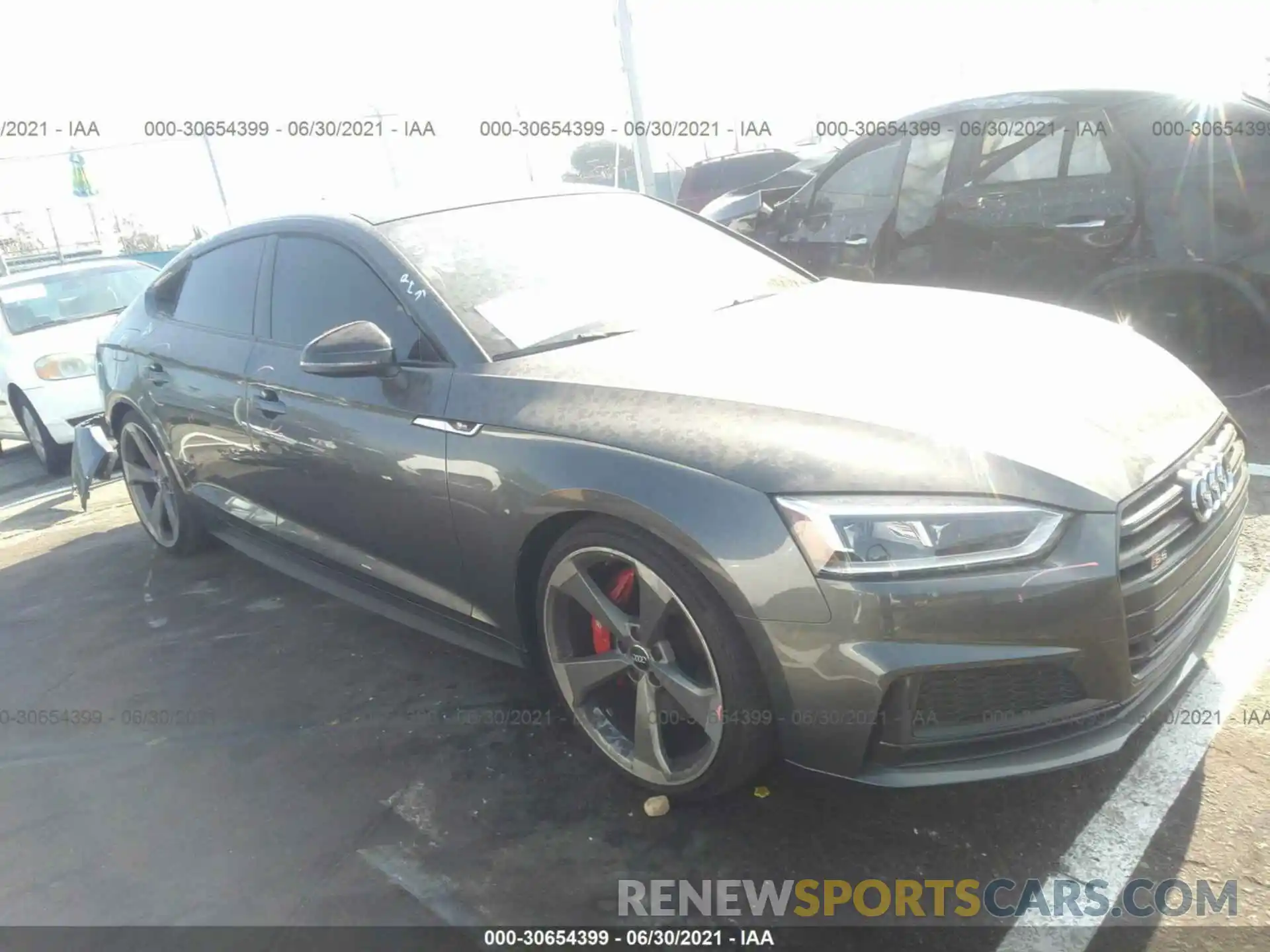 1 Photograph of a damaged car WAUB4CF51KA071154 AUDI S5 SPORTBACK 2019