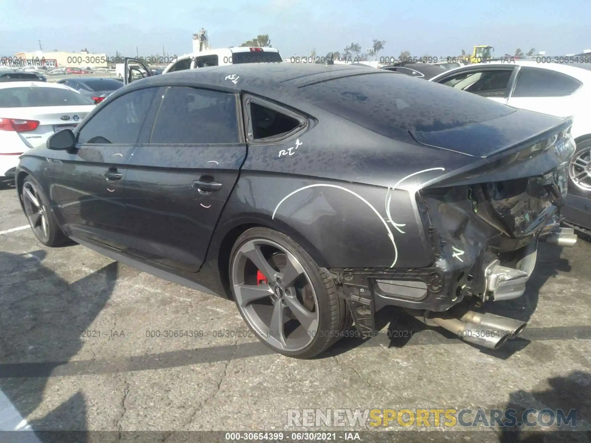 3 Photograph of a damaged car WAUB4CF51KA071154 AUDI S5 SPORTBACK 2019