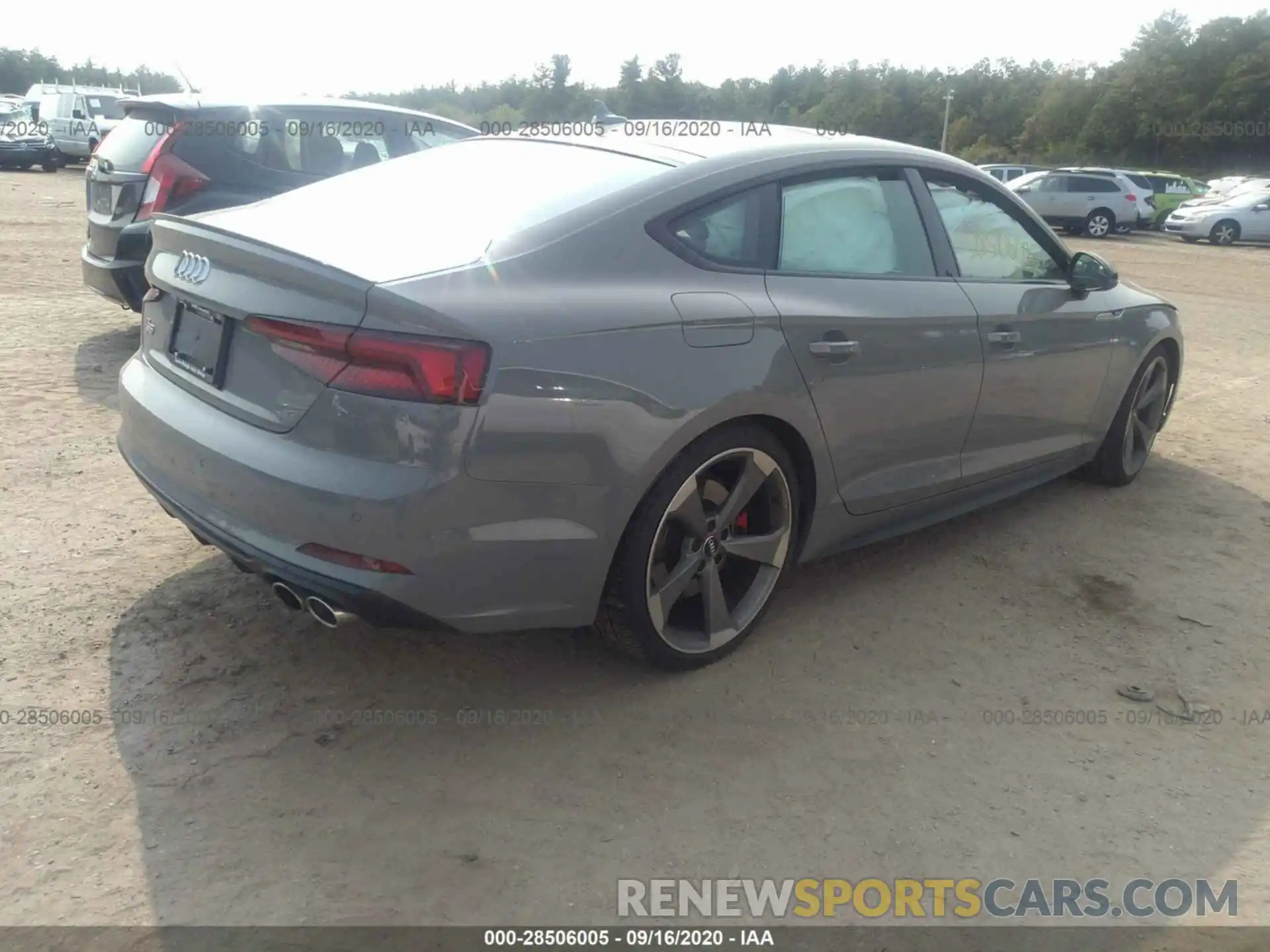 4 Фотография поврежденного автомобиля WAUB4CF52KA005194 AUDI S5 SPORTBACK 2019