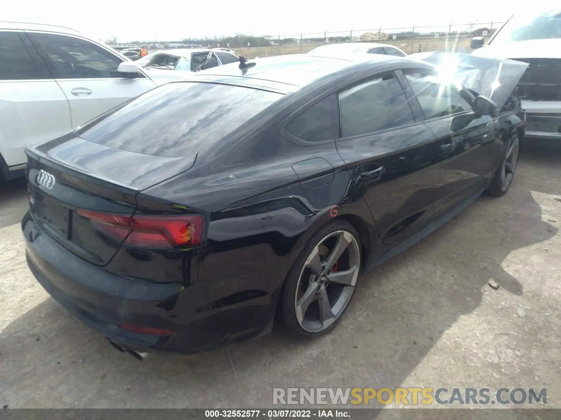 4 Photograph of a damaged car WAUB4CF52KA078842 AUDI S5 SPORTBACK 2019