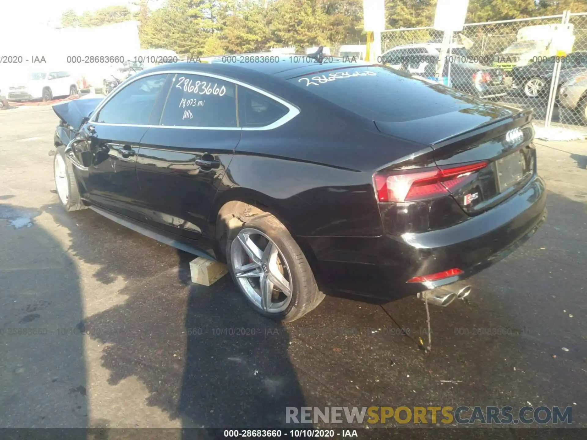 3 Photograph of a damaged car WAUB4CF53KA001896 AUDI S5 SPORTBACK 2019