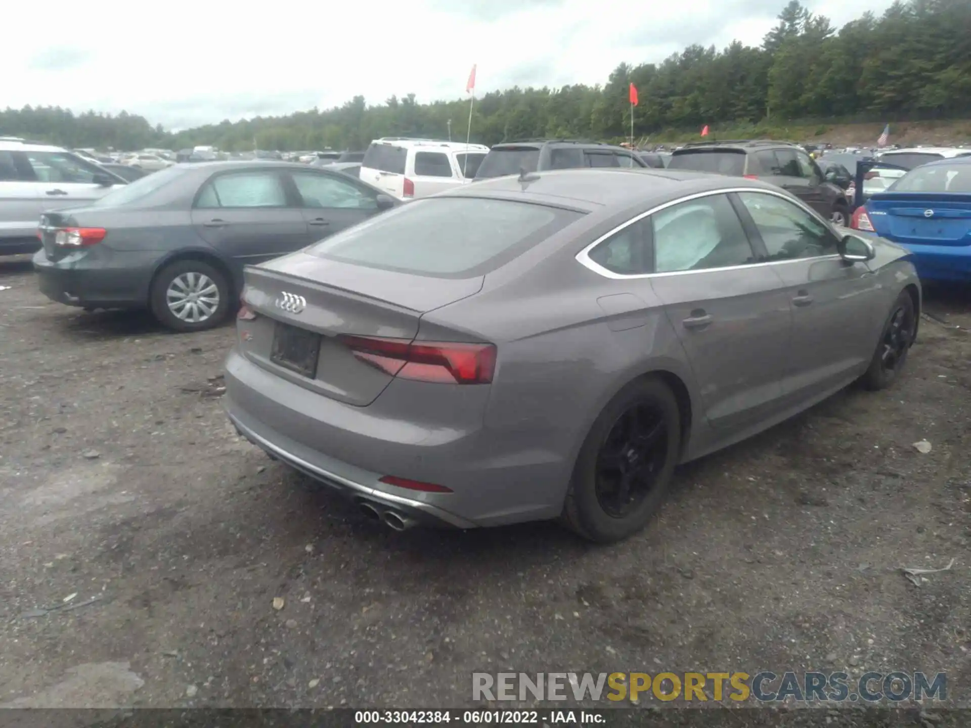 4 Фотография поврежденного автомобиля WAUB4CF54KA012177 AUDI S5 SPORTBACK 2019