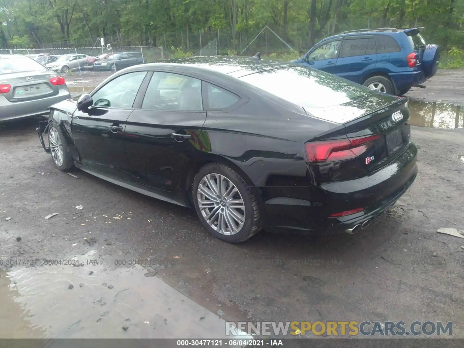 3 Photograph of a damaged car WAUB4CF54KA047267 AUDI S5 SPORTBACK 2019