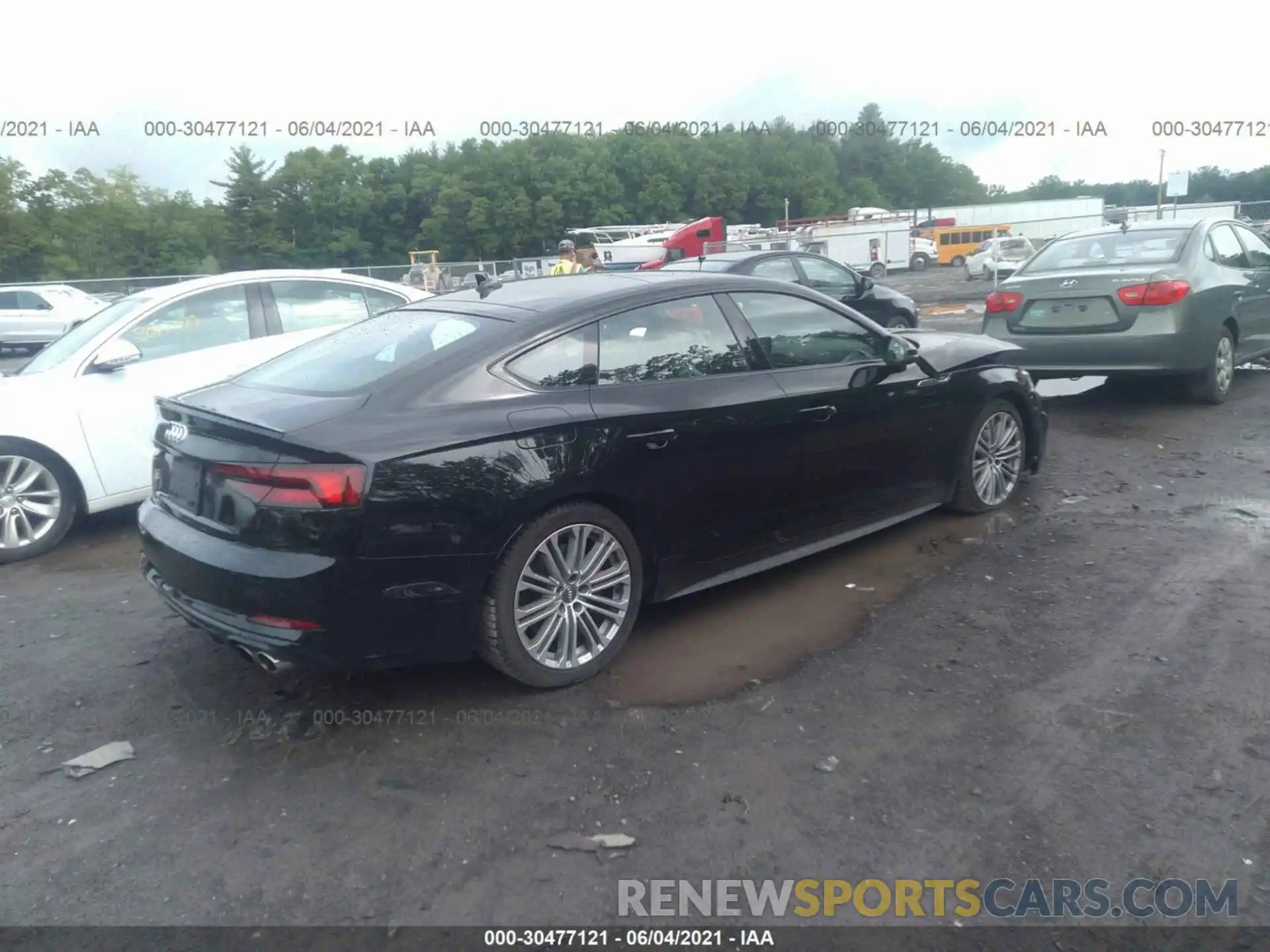 4 Photograph of a damaged car WAUB4CF54KA047267 AUDI S5 SPORTBACK 2019