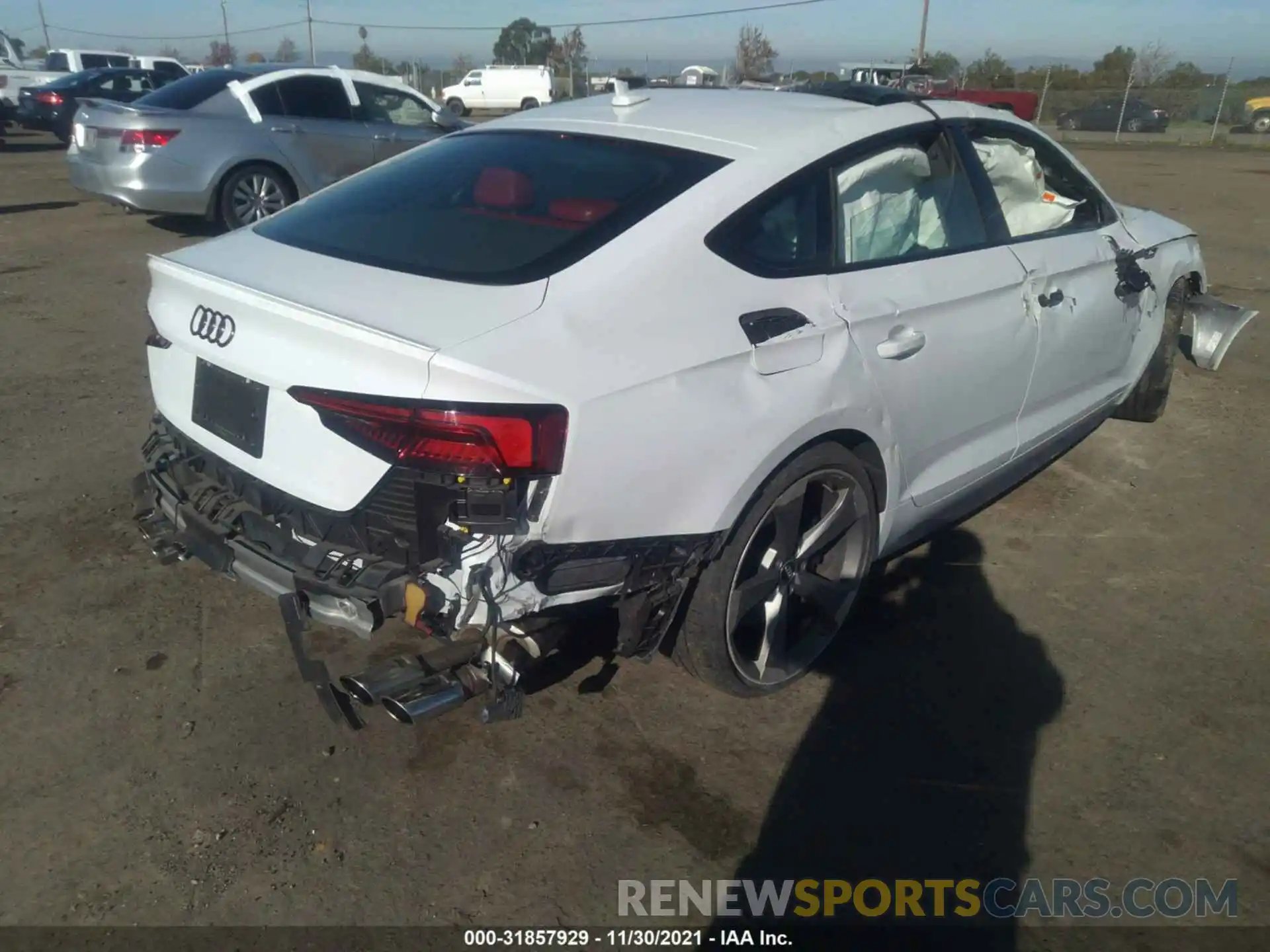 4 Photograph of a damaged car WAUB4CF56KA077354 AUDI S5 SPORTBACK 2019