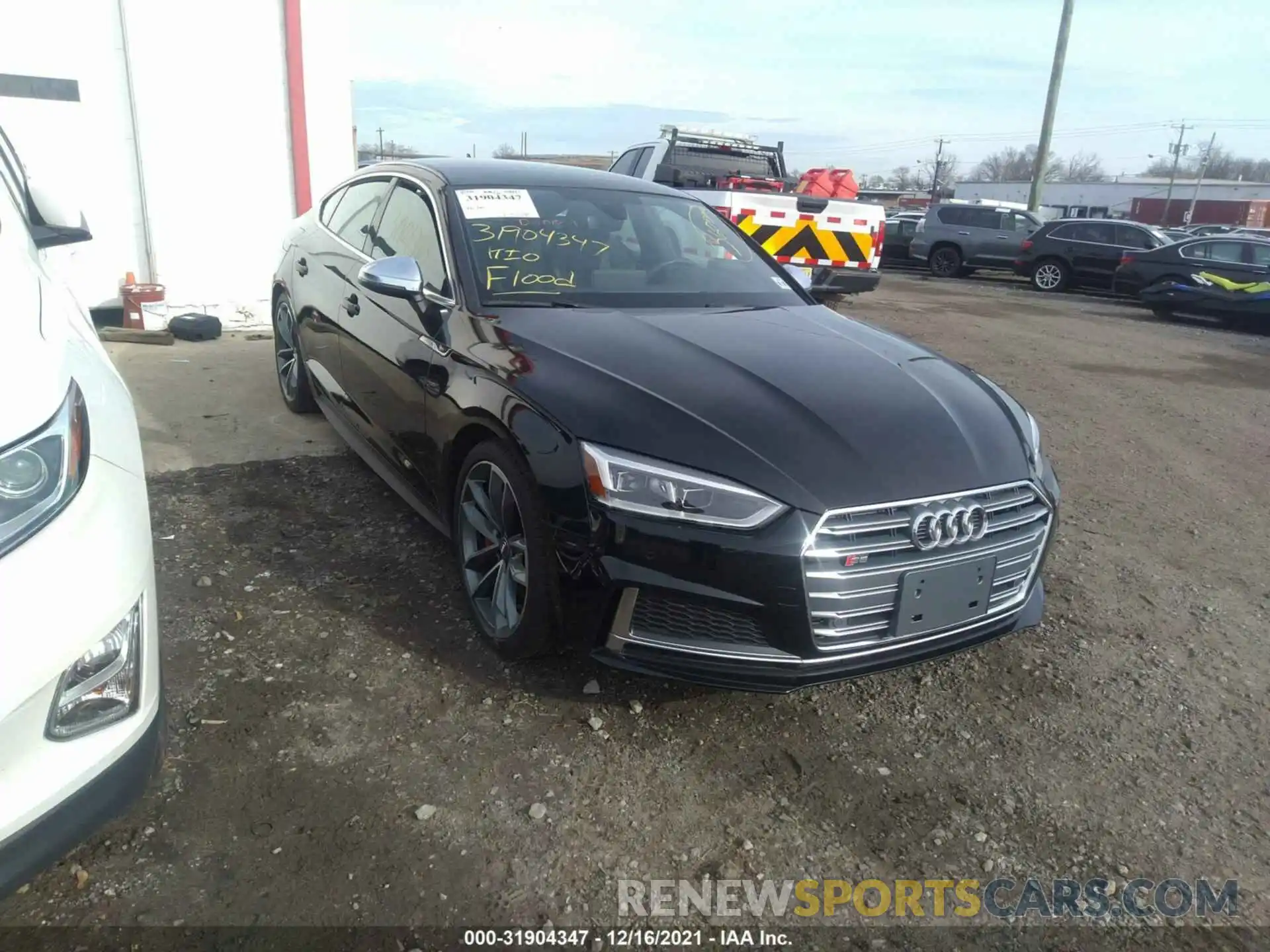 1 Photograph of a damaged car WAUB4CF57KA098150 AUDI S5 SPORTBACK 2019