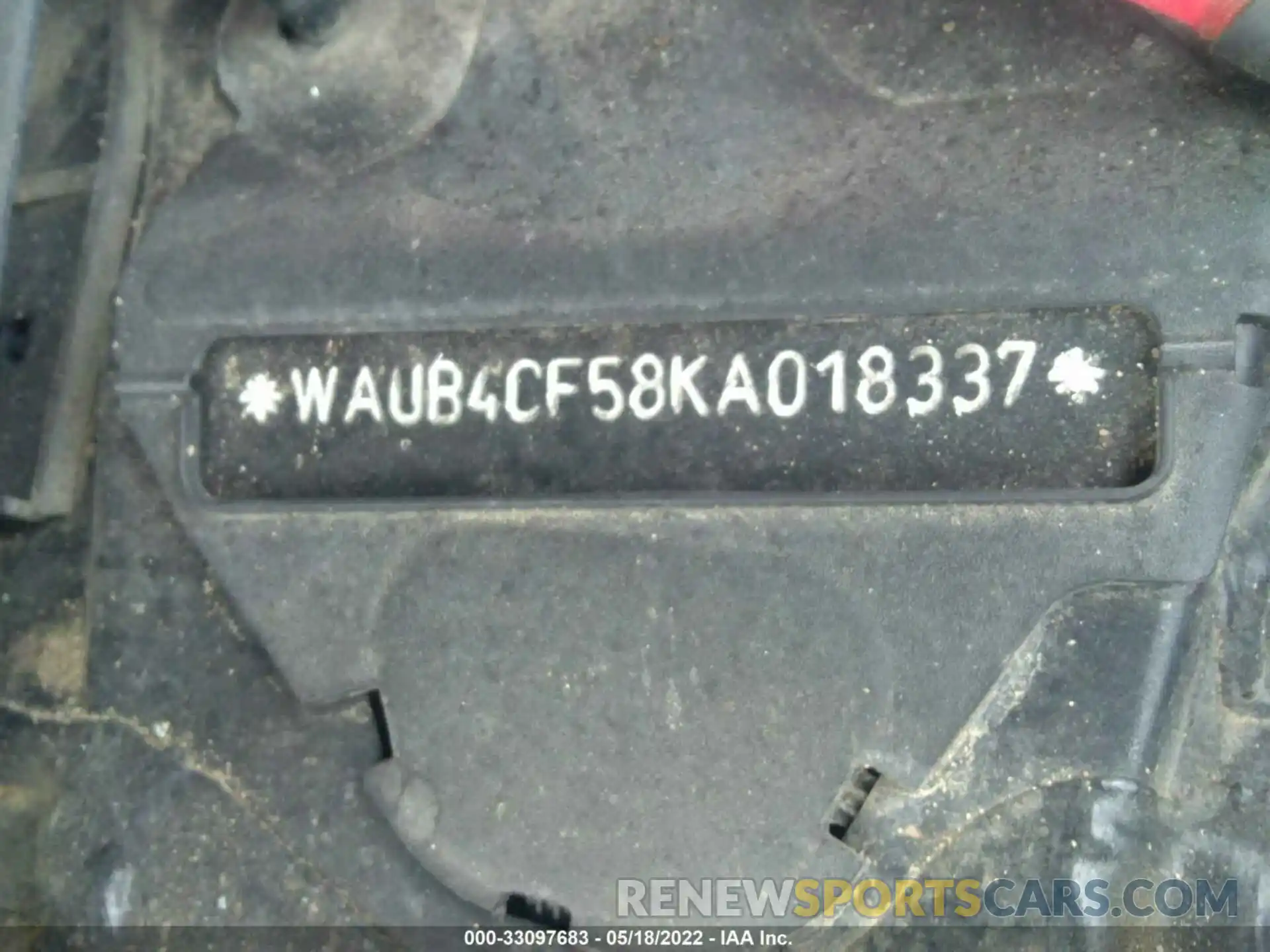 9 Фотография поврежденного автомобиля WAUB4CF58KA018337 AUDI S5 SPORTBACK 2019