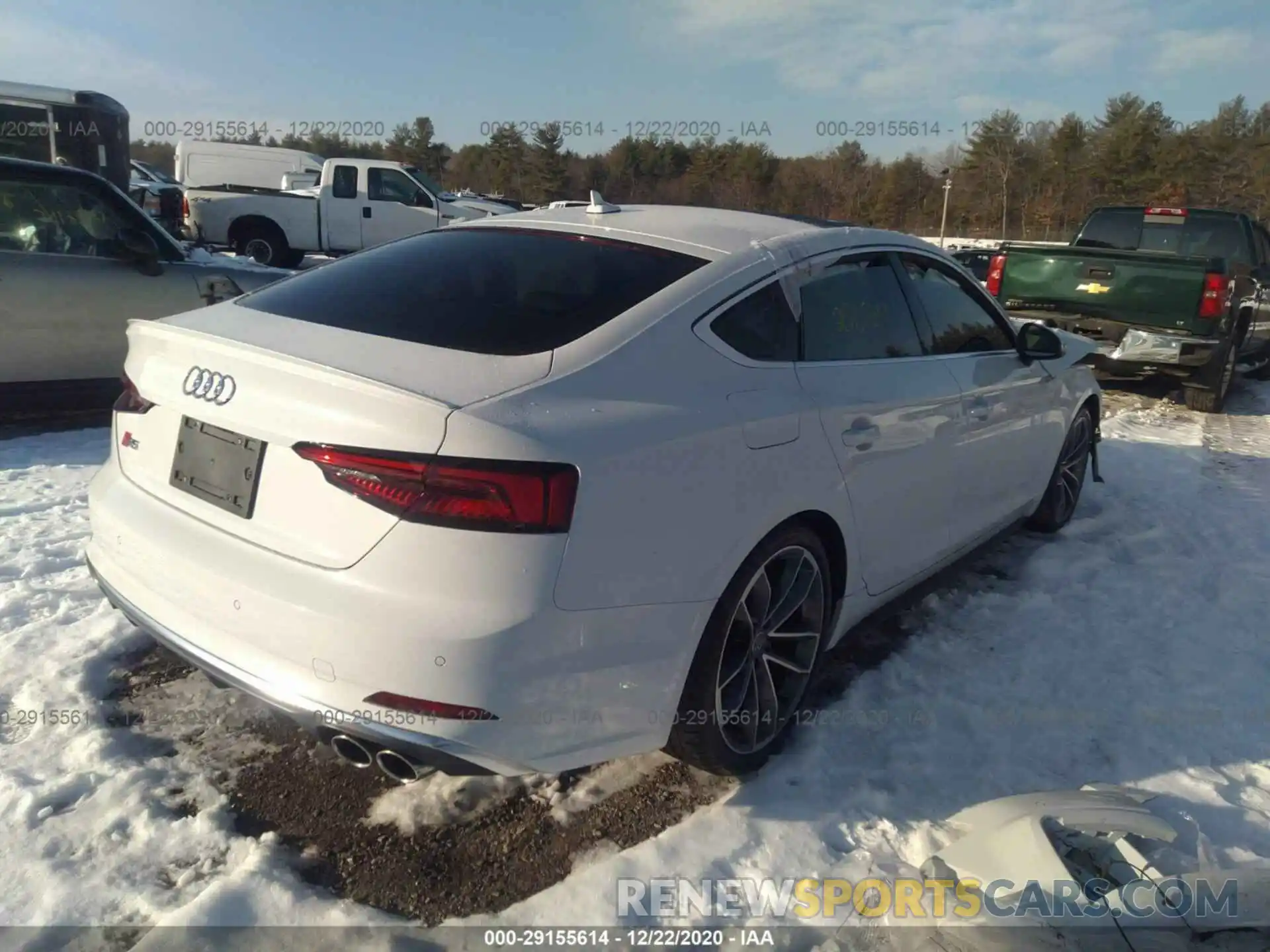 4 Фотография поврежденного автомобиля WAUB4CF58KA080353 AUDI S5 SPORTBACK 2019