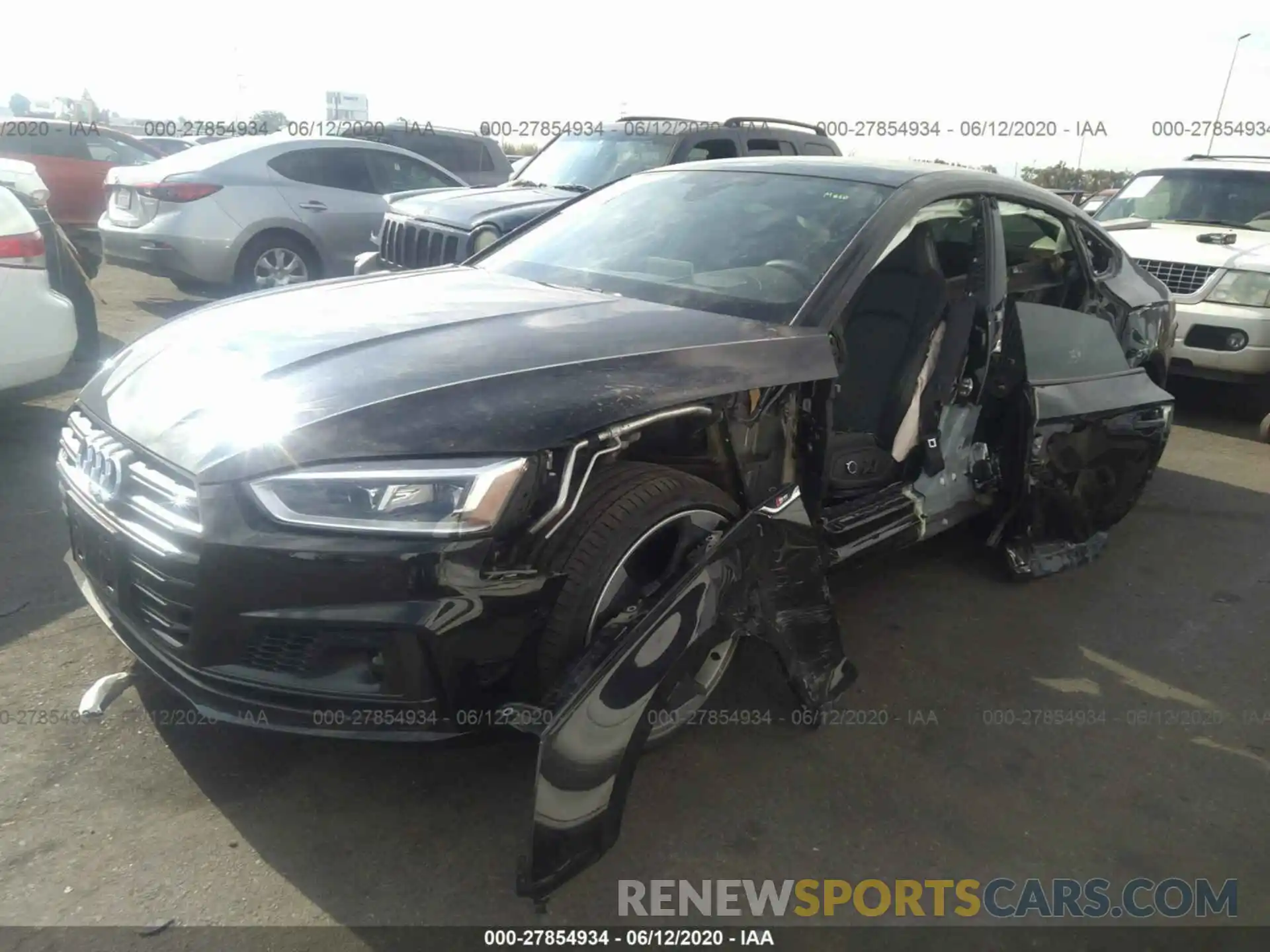 2 Фотография поврежденного автомобиля WAUC4CF50KA056813 AUDI S5 SPORTBACK 2019