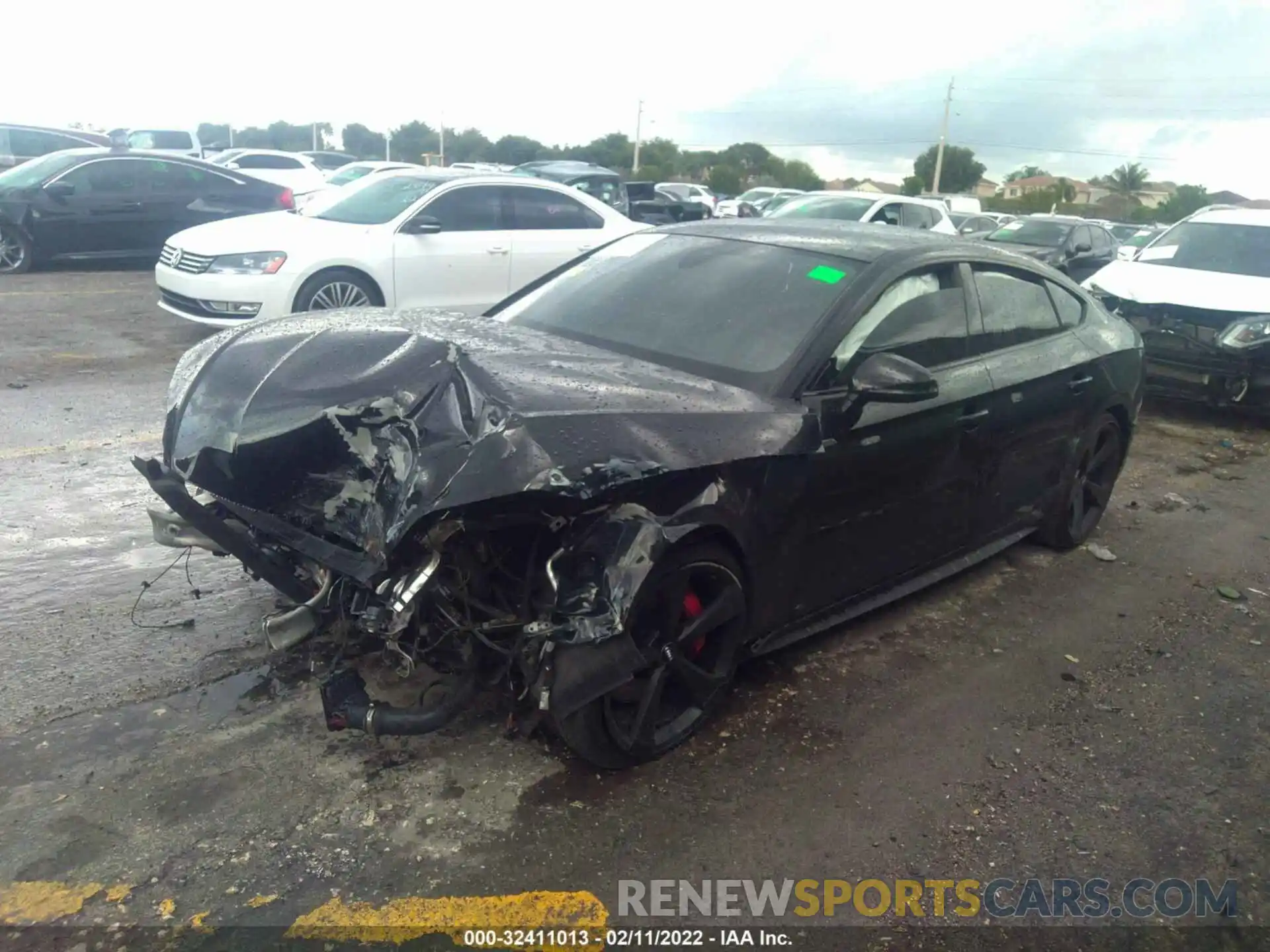 2 Photograph of a damaged car WAUC4CF59KA027472 AUDI S5 SPORTBACK 2019