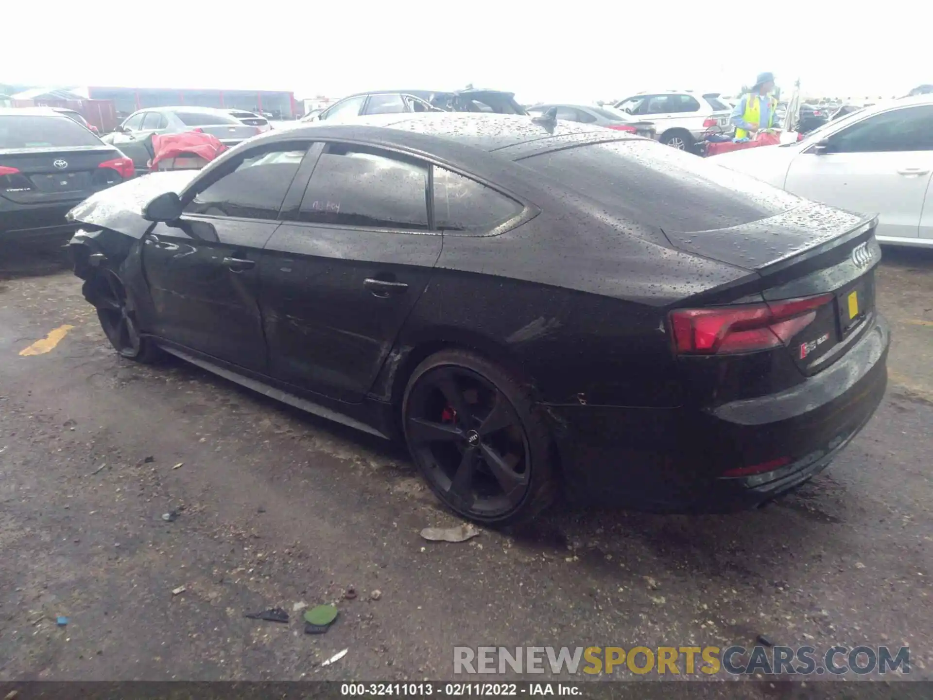 3 Фотография поврежденного автомобиля WAUC4CF59KA027472 AUDI S5 SPORTBACK 2019